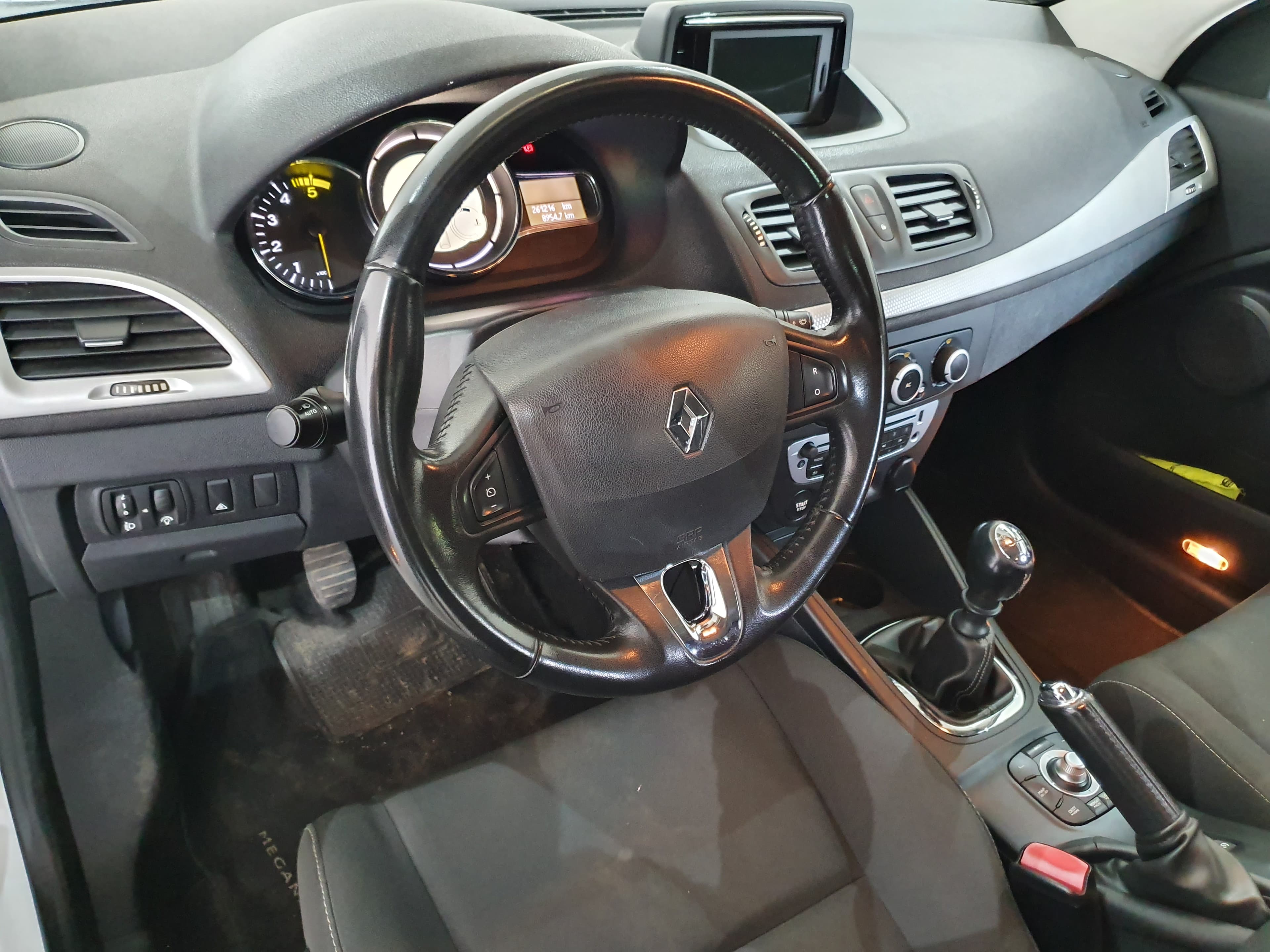 Renault Mégane · Ano 2013 — imagen 29