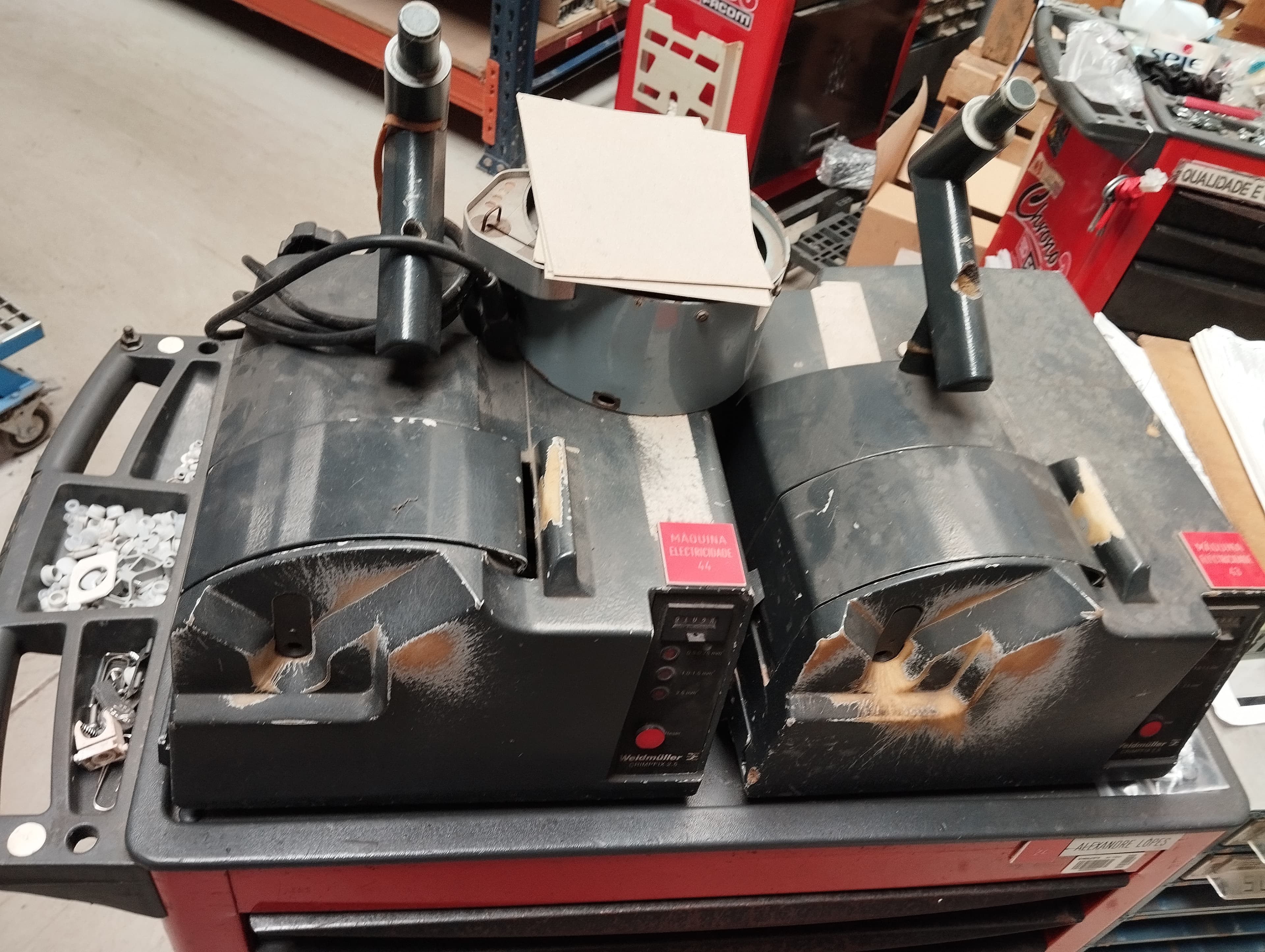 Equipamentos de Crimpagem · Máquina Portátil de Recuperação de Refrigerante · Diversos — imagem 2