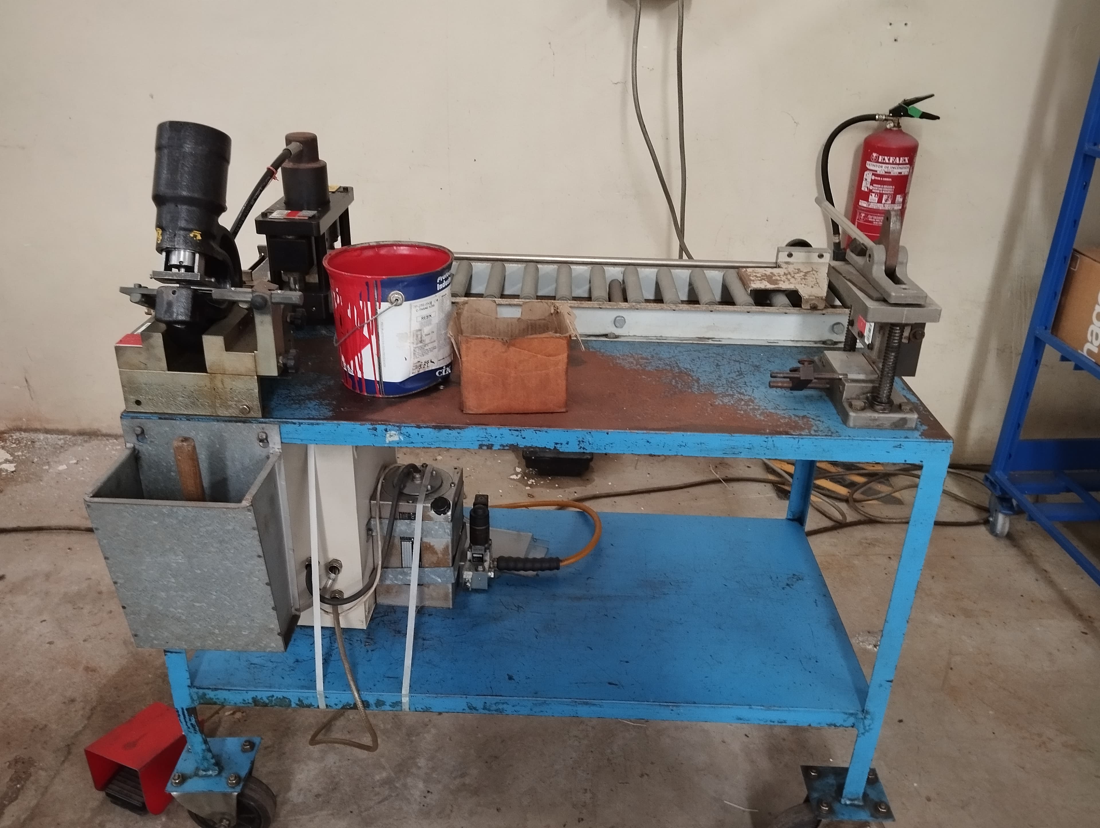 Máquina de Dobrar Metal + Puncionadores + Máquina de dobrar + Diversos — imagem 19
