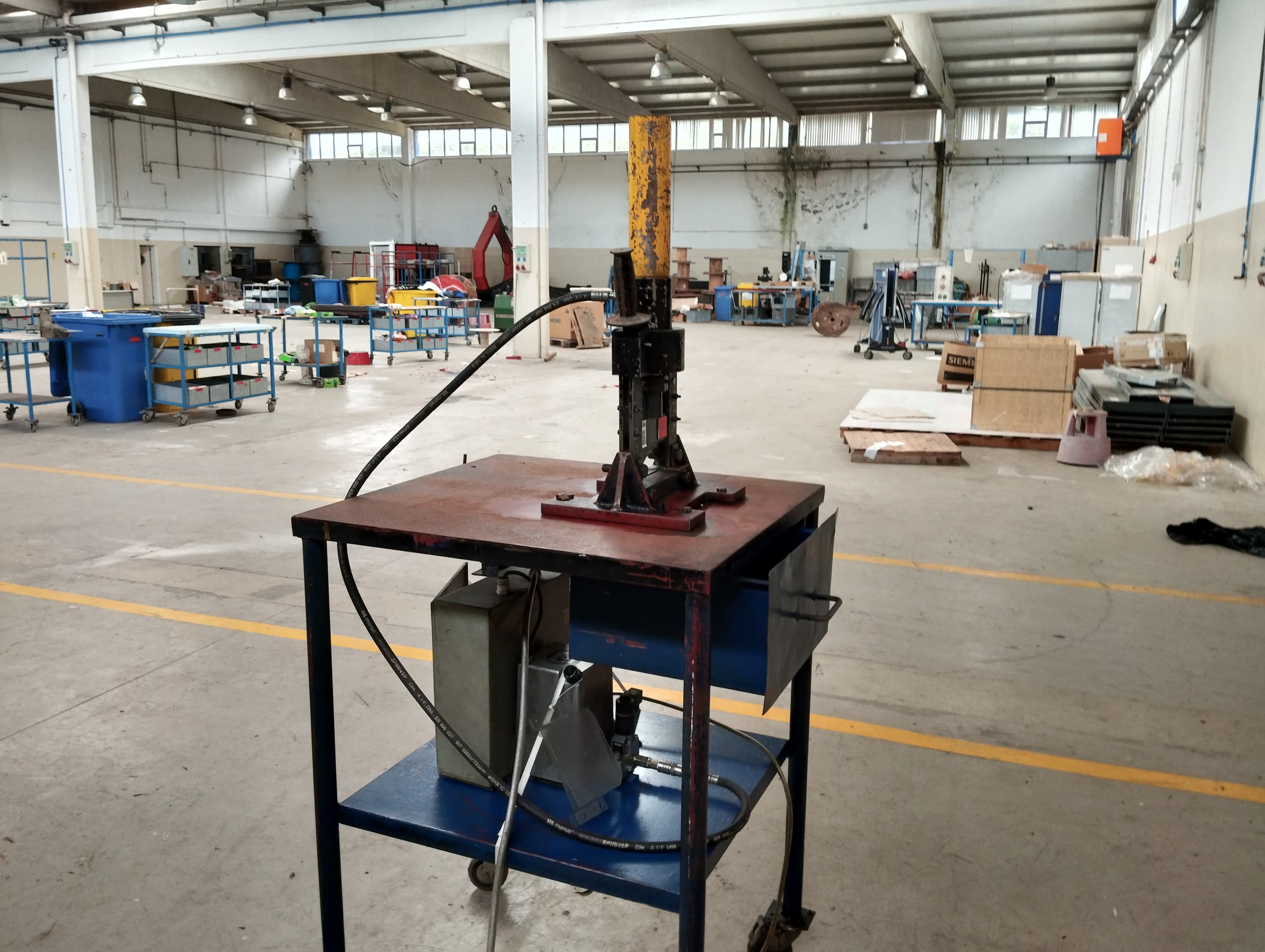 Máquina de Dobrar Metal + Puncionadores + Máquina de dobrar + Diversos — imagem 6