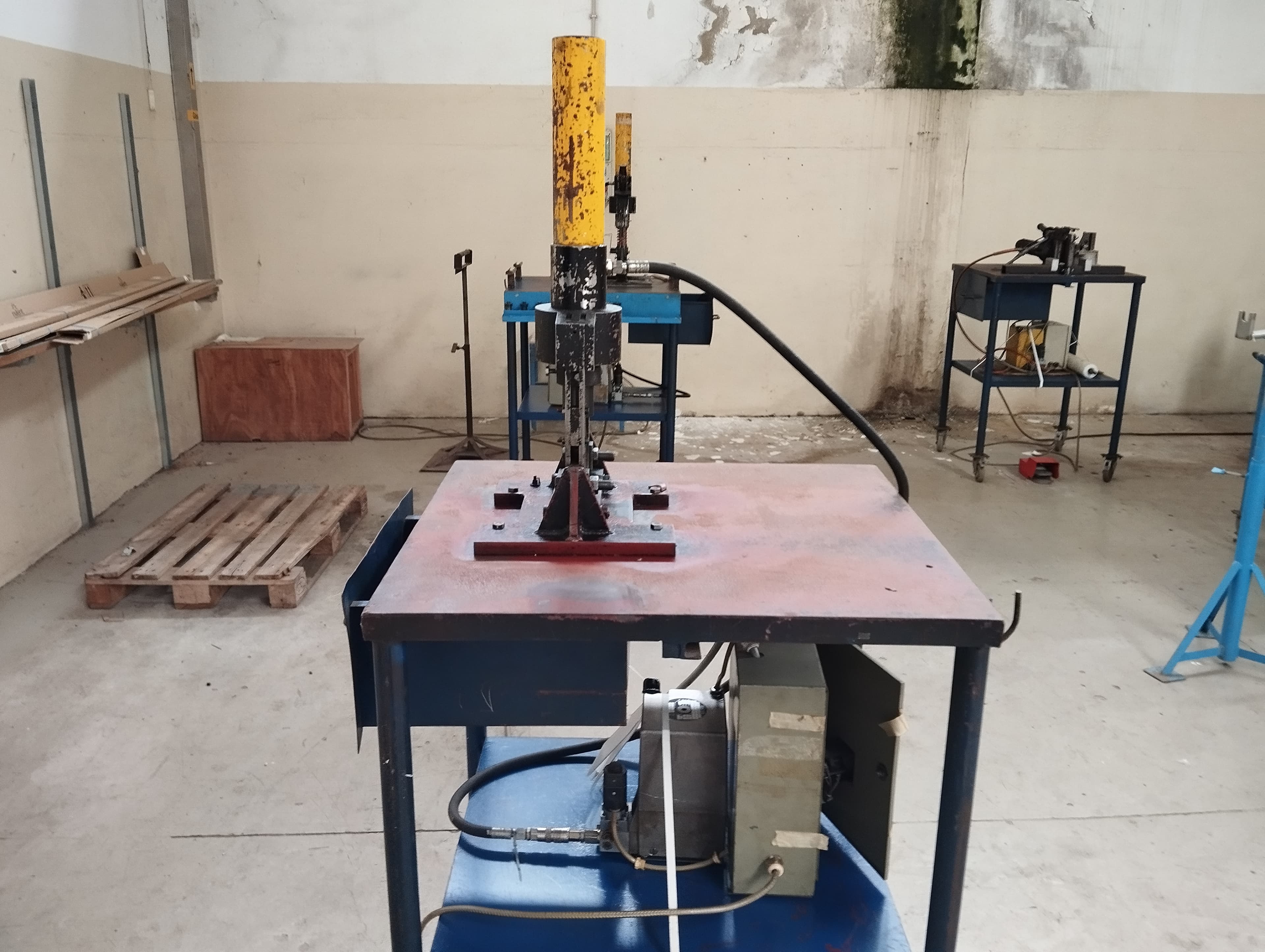 Máquina de Dobrar Metal + Puncionadores + Máquina de dobrar + Diversos — imagem 3