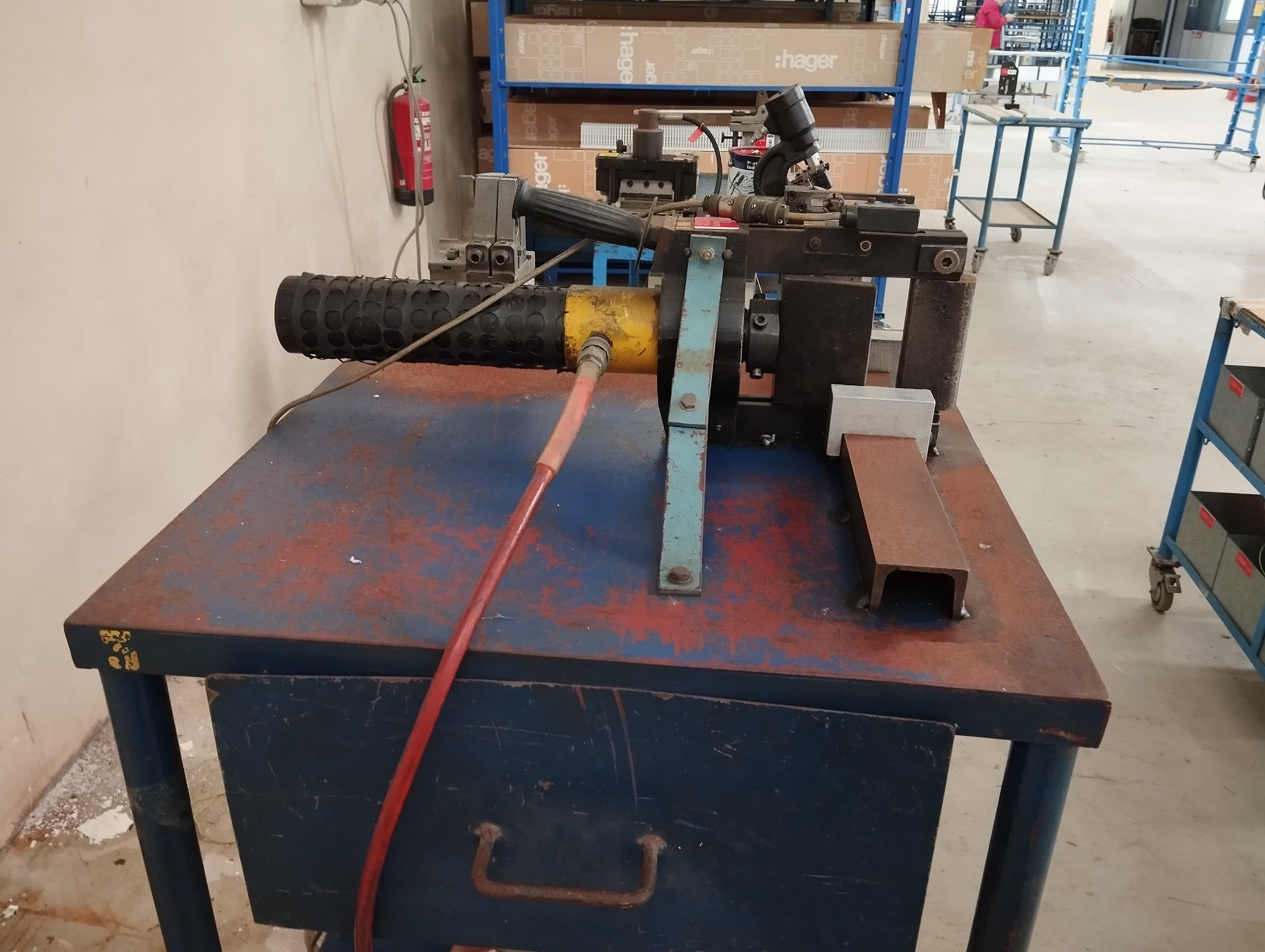 Máquina de Dobrar Metal + Puncionadores + Máquina de dobrar + Diversos — imagem 11