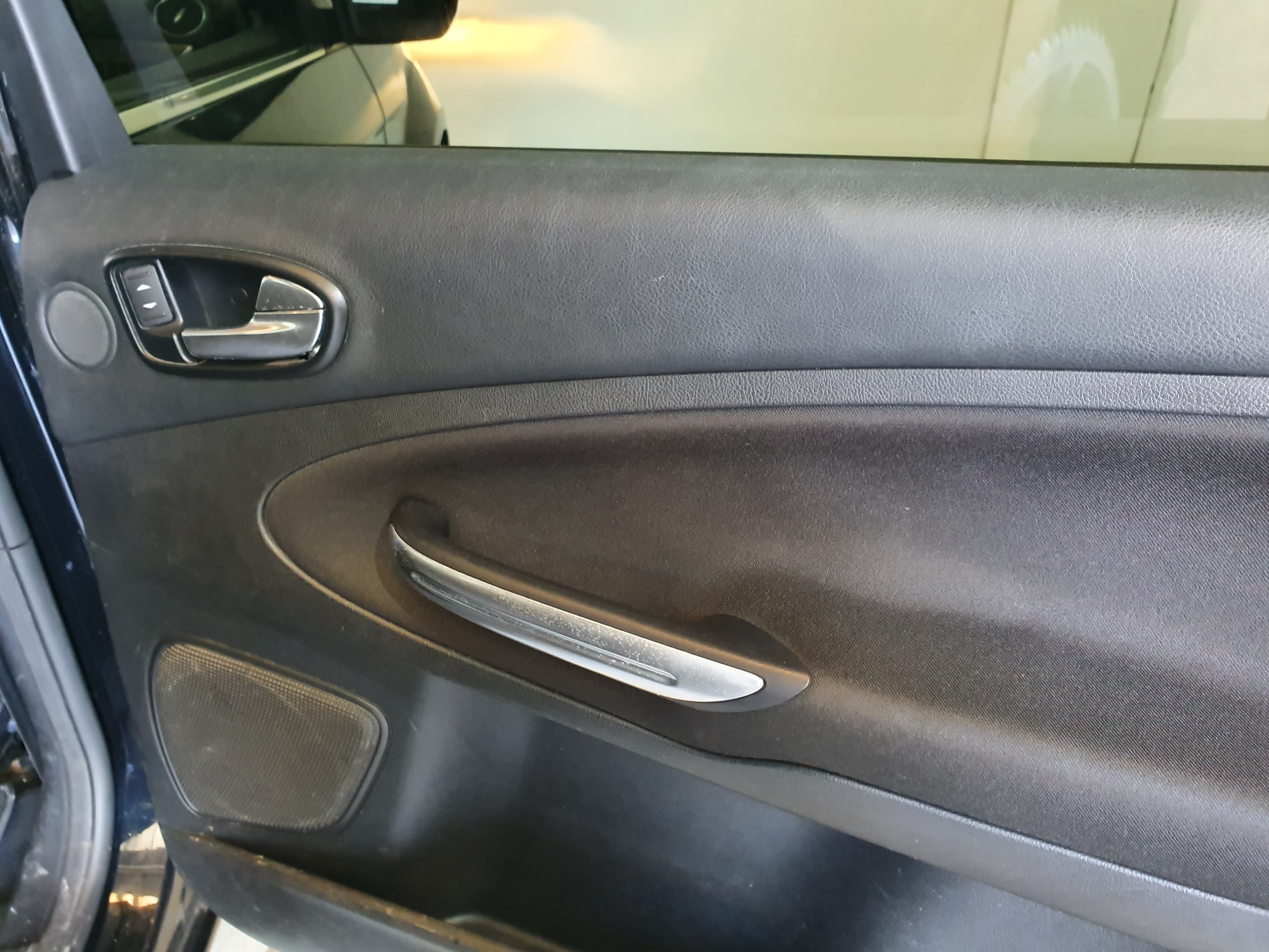 Ford Galaxy · Ano 2011 — image 23