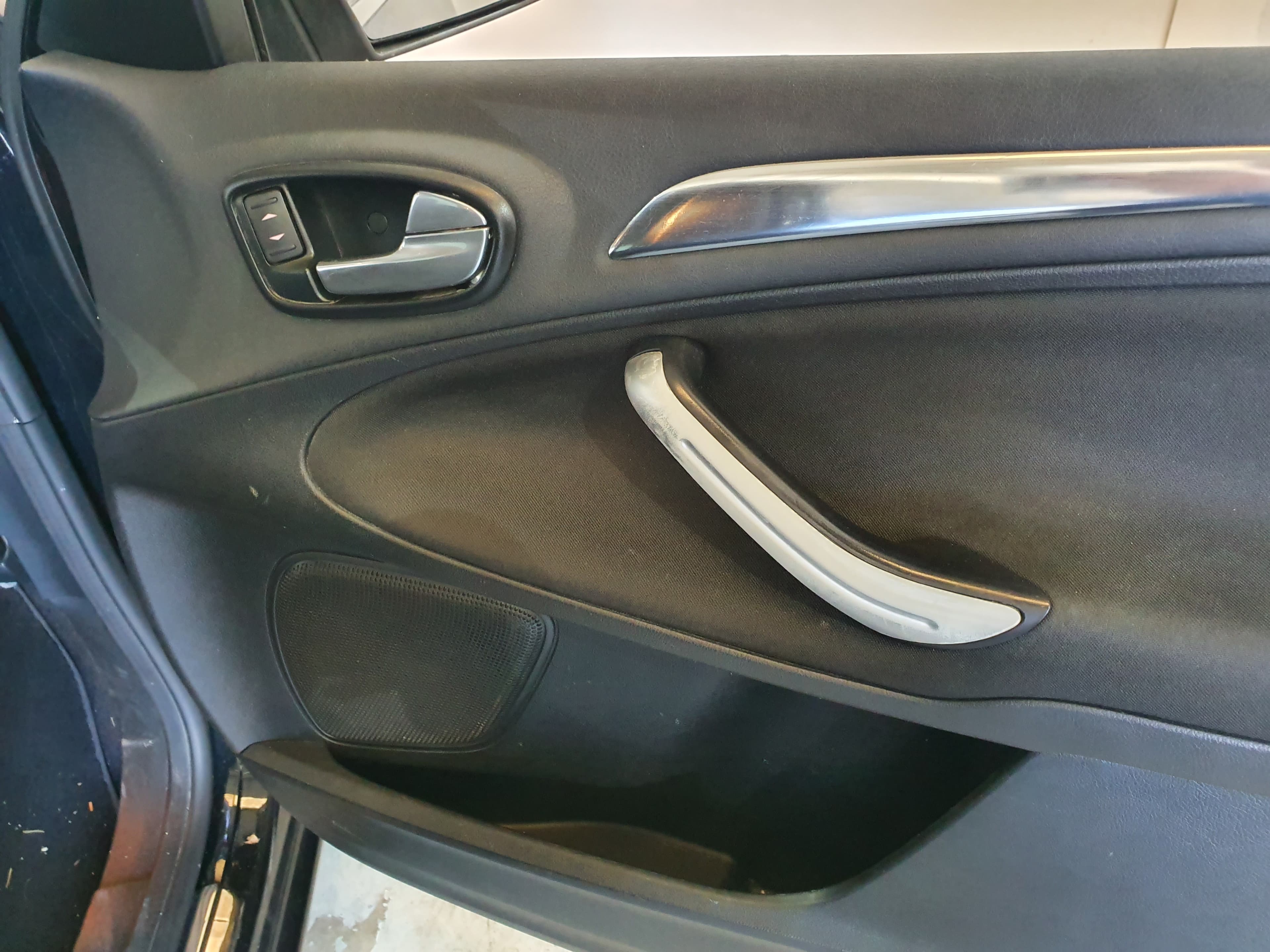 Ford Galaxy · Ano 2011 — image 27
