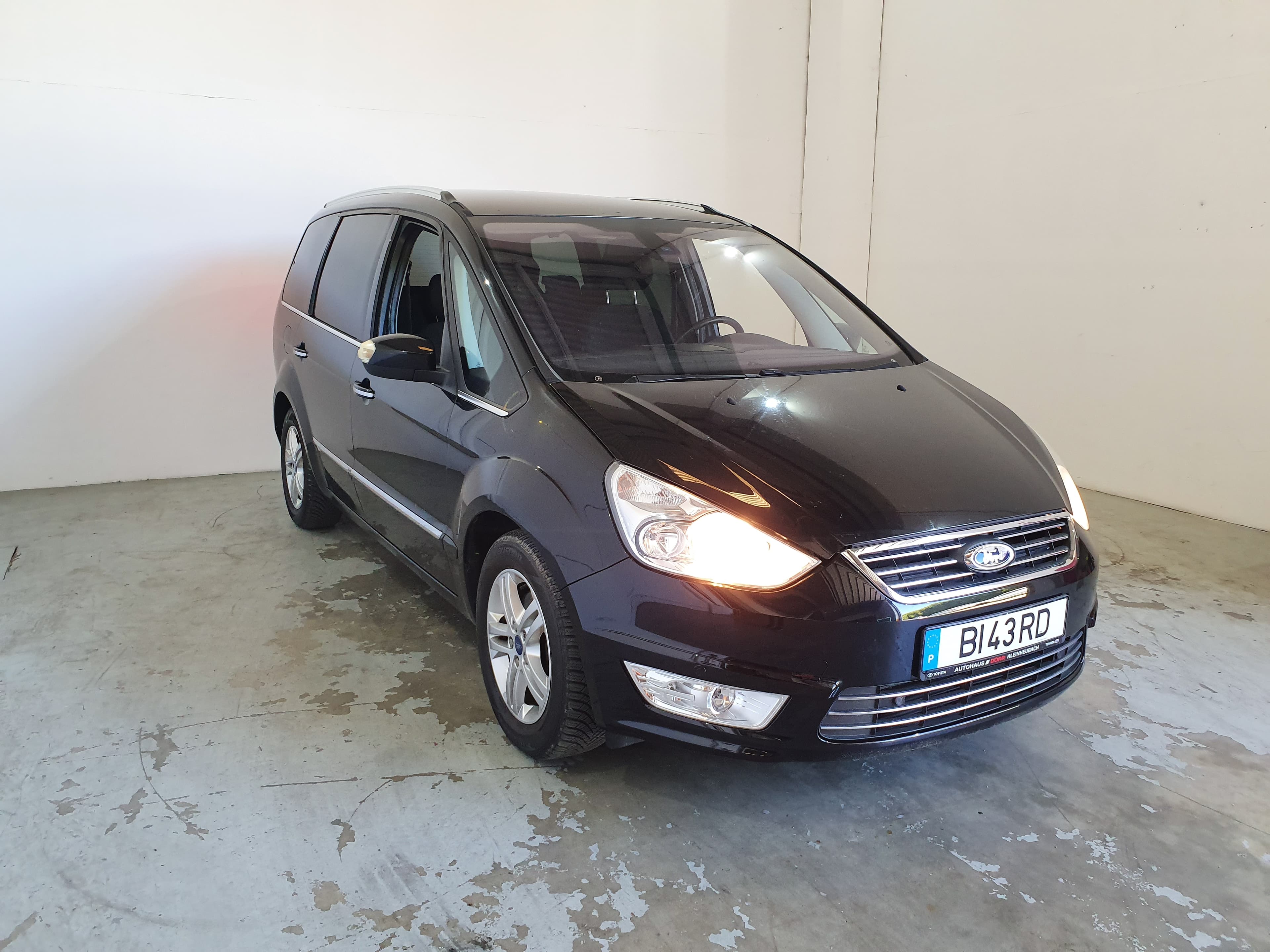 Ford Galaxy · Ano 2011 — image 3