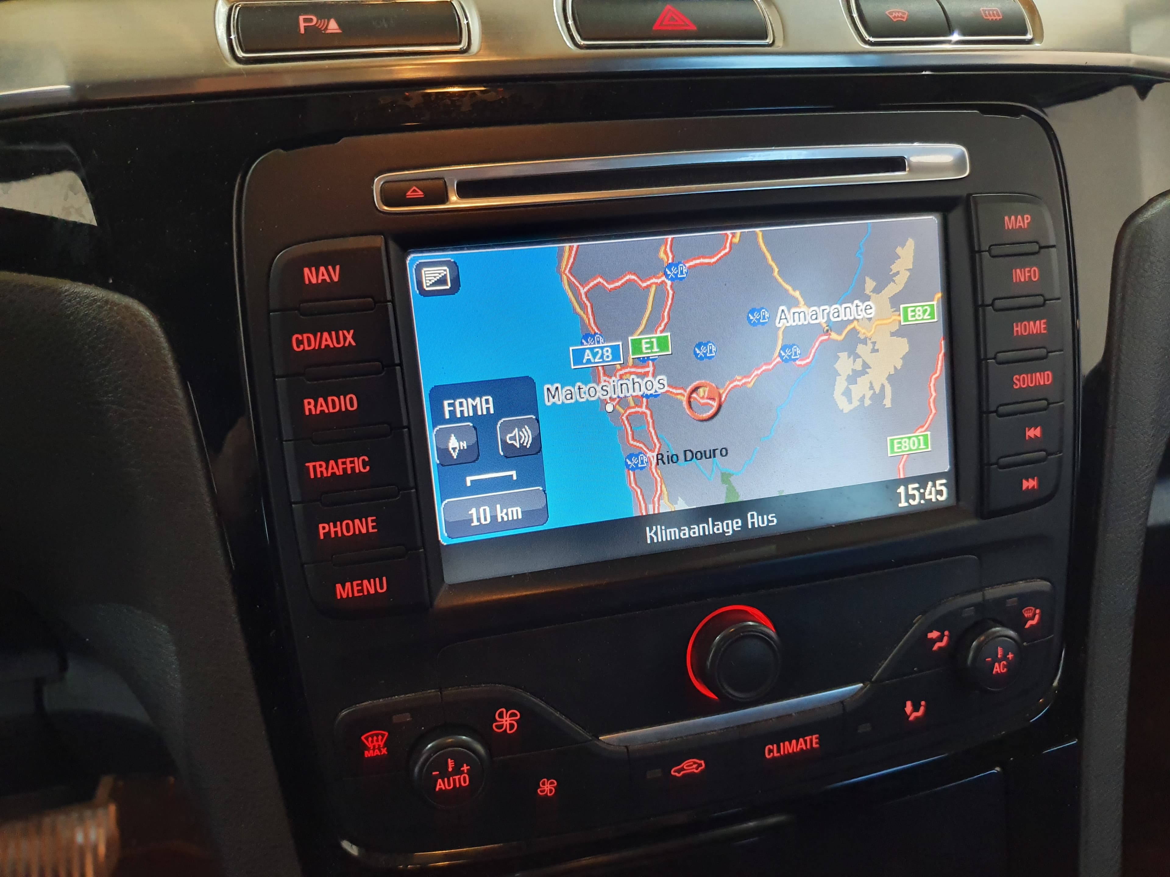 Ford Galaxy · Ano 2011 — image 34