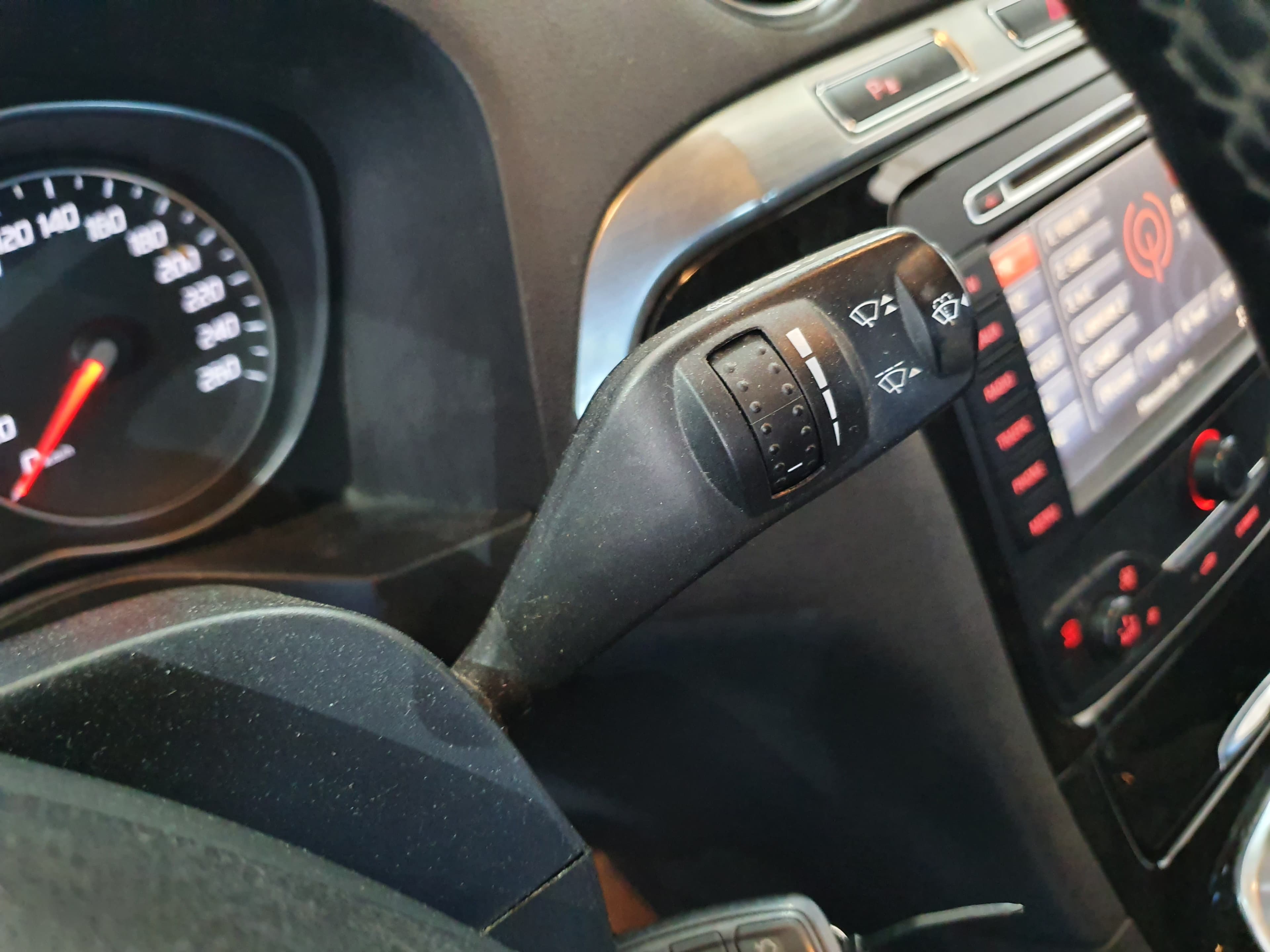 Ford Galaxy · Ano 2011 — image 42