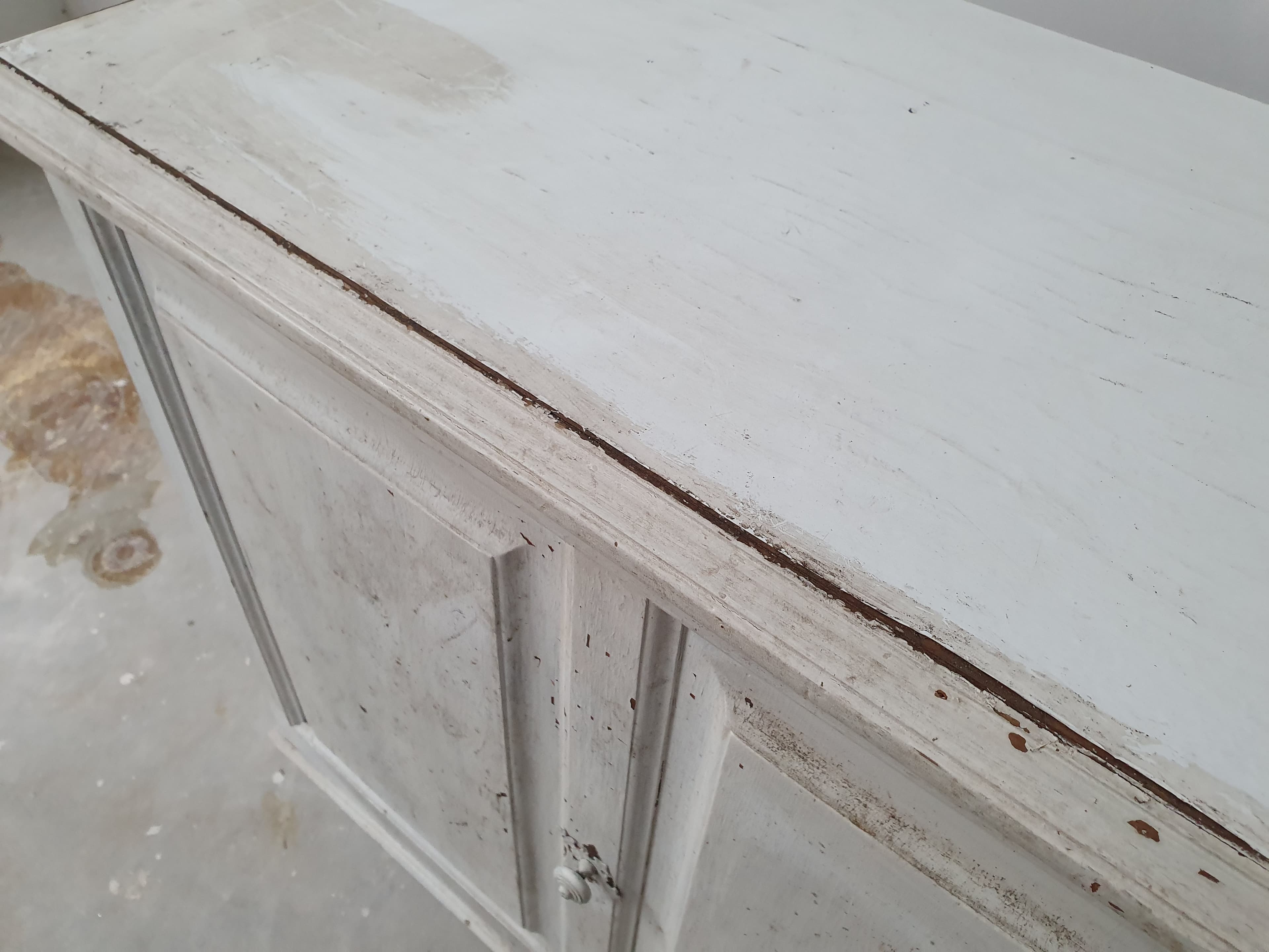 Furniture — image 9