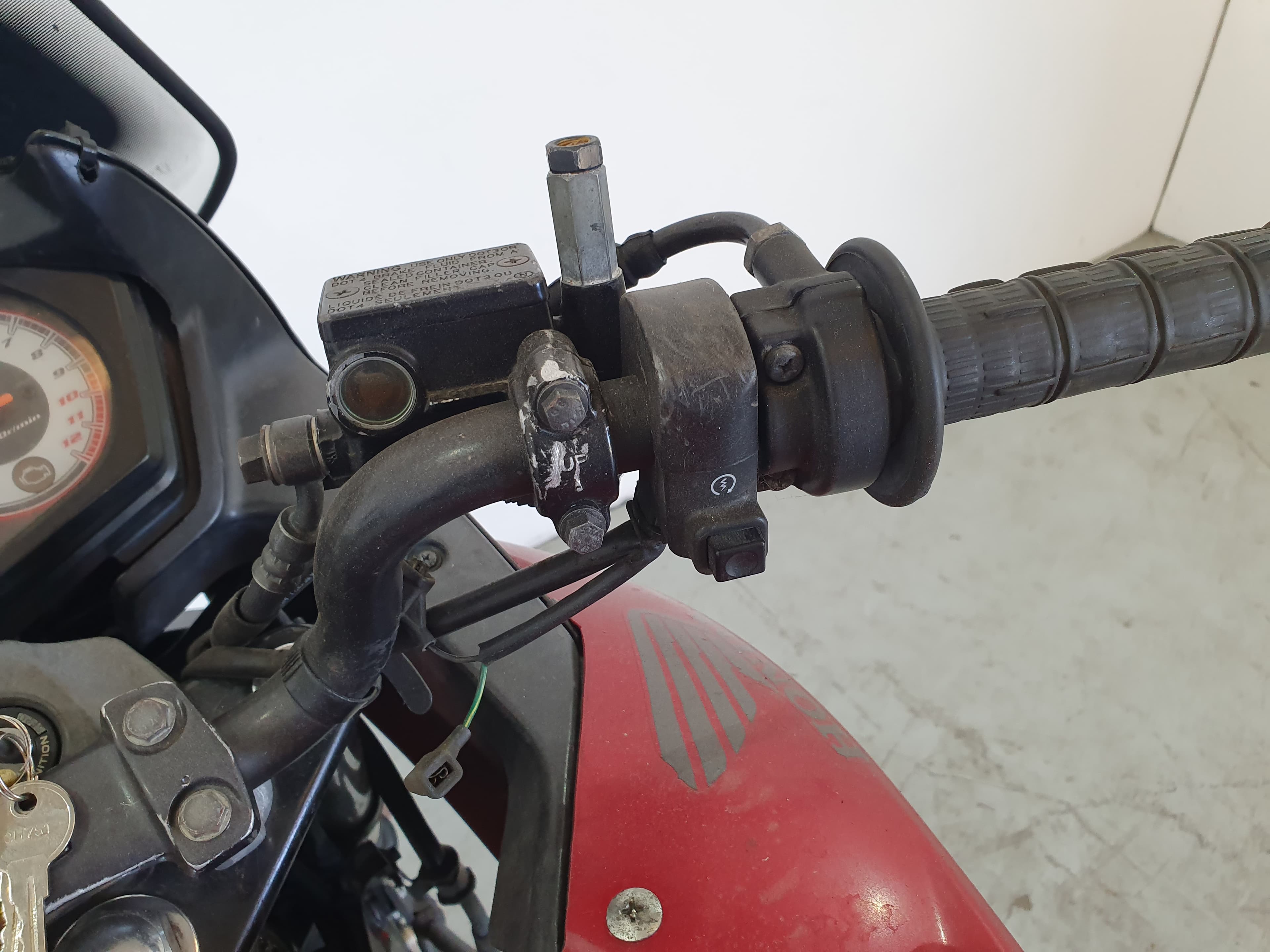 Honda  CBF 125 · Ano 2014 — imagem 10