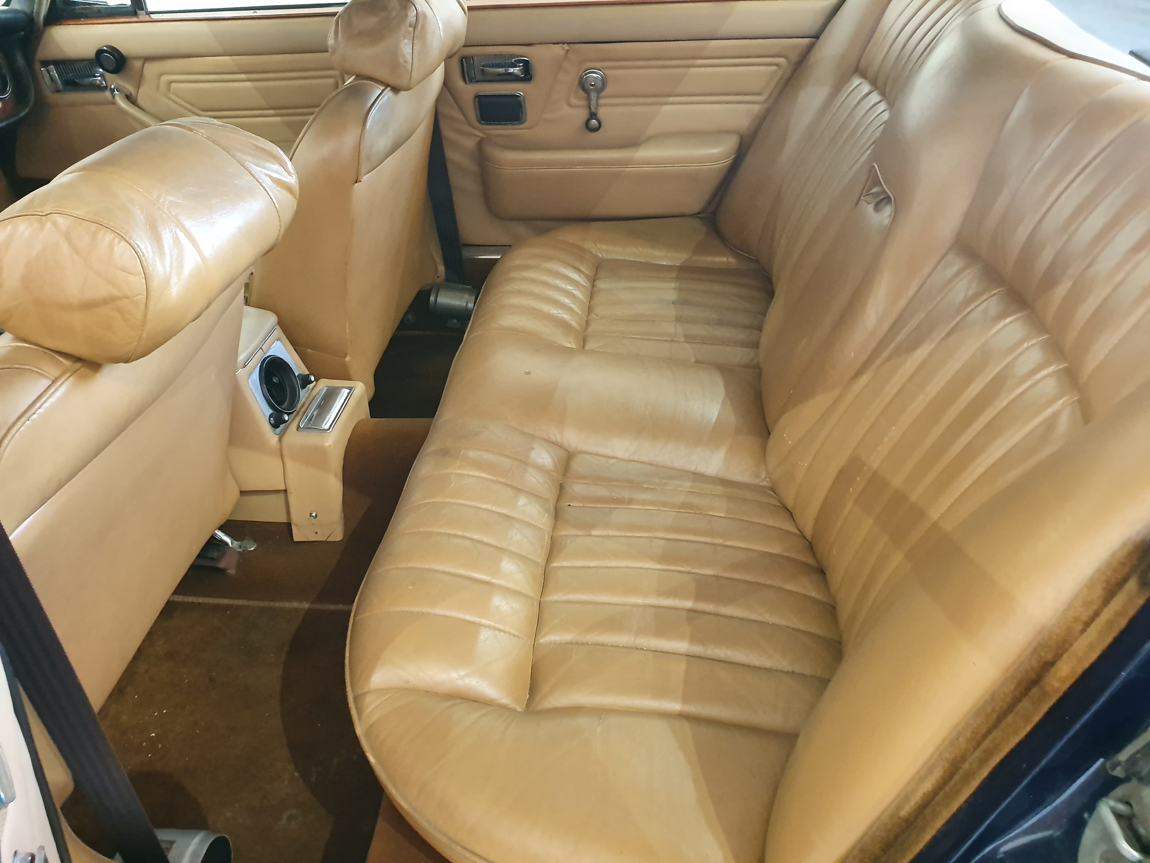 Jaguar XJ6 · Ano 1970 — imagem 29
