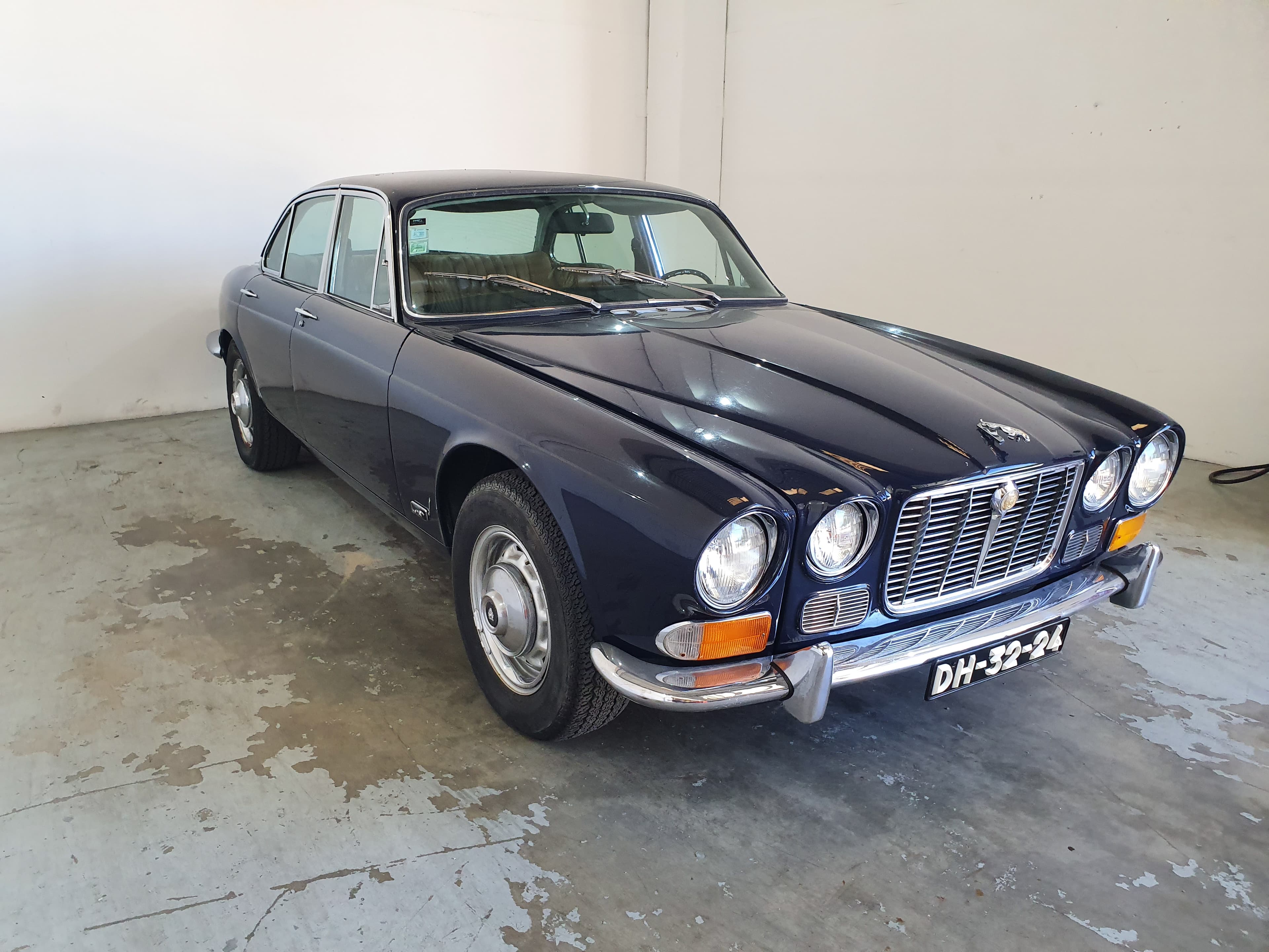 Jaguar XJ6 · Ano 1970 — imagem 3