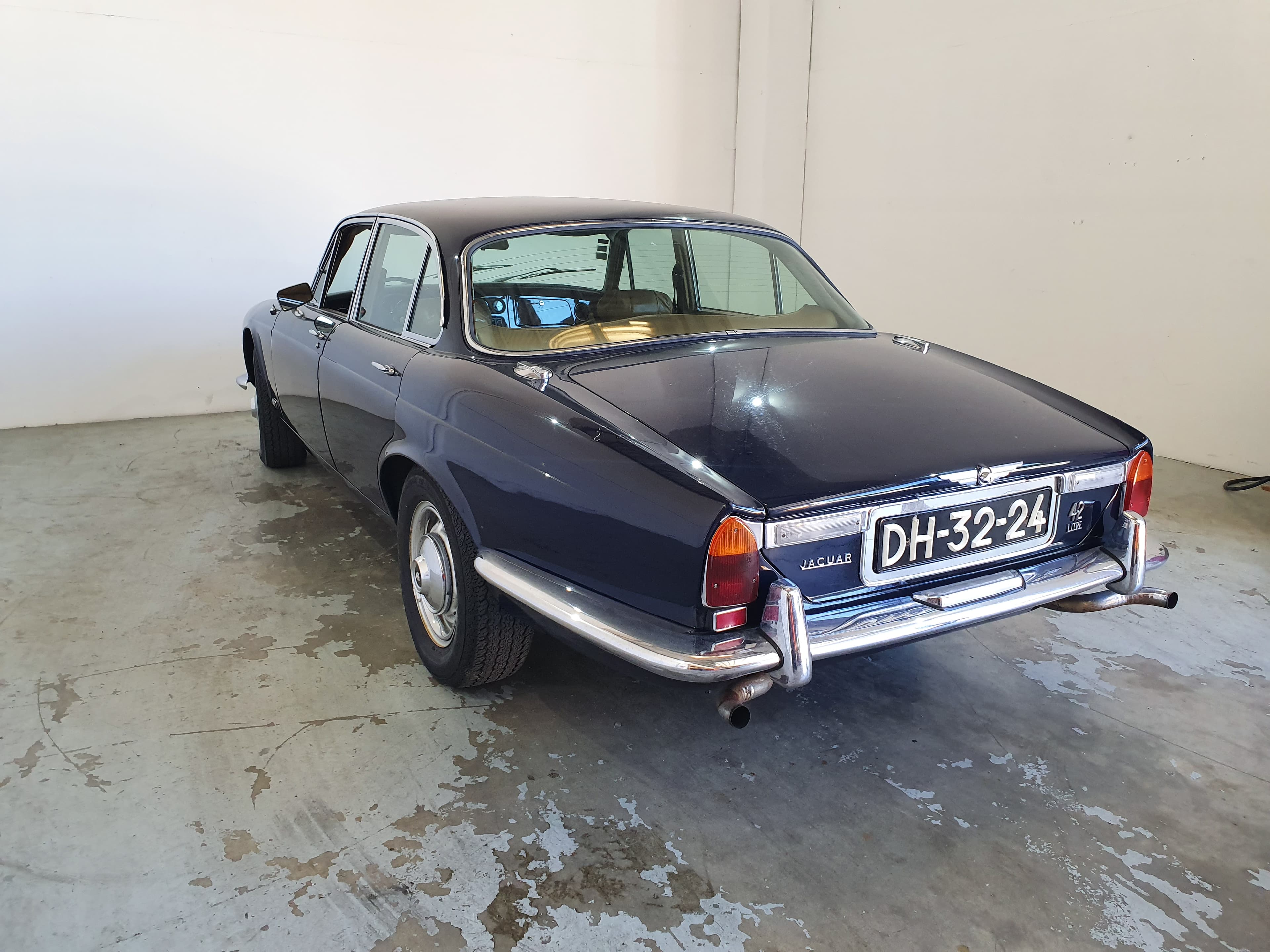 Jaguar XJ6 · Ano 1970 — imagem 5