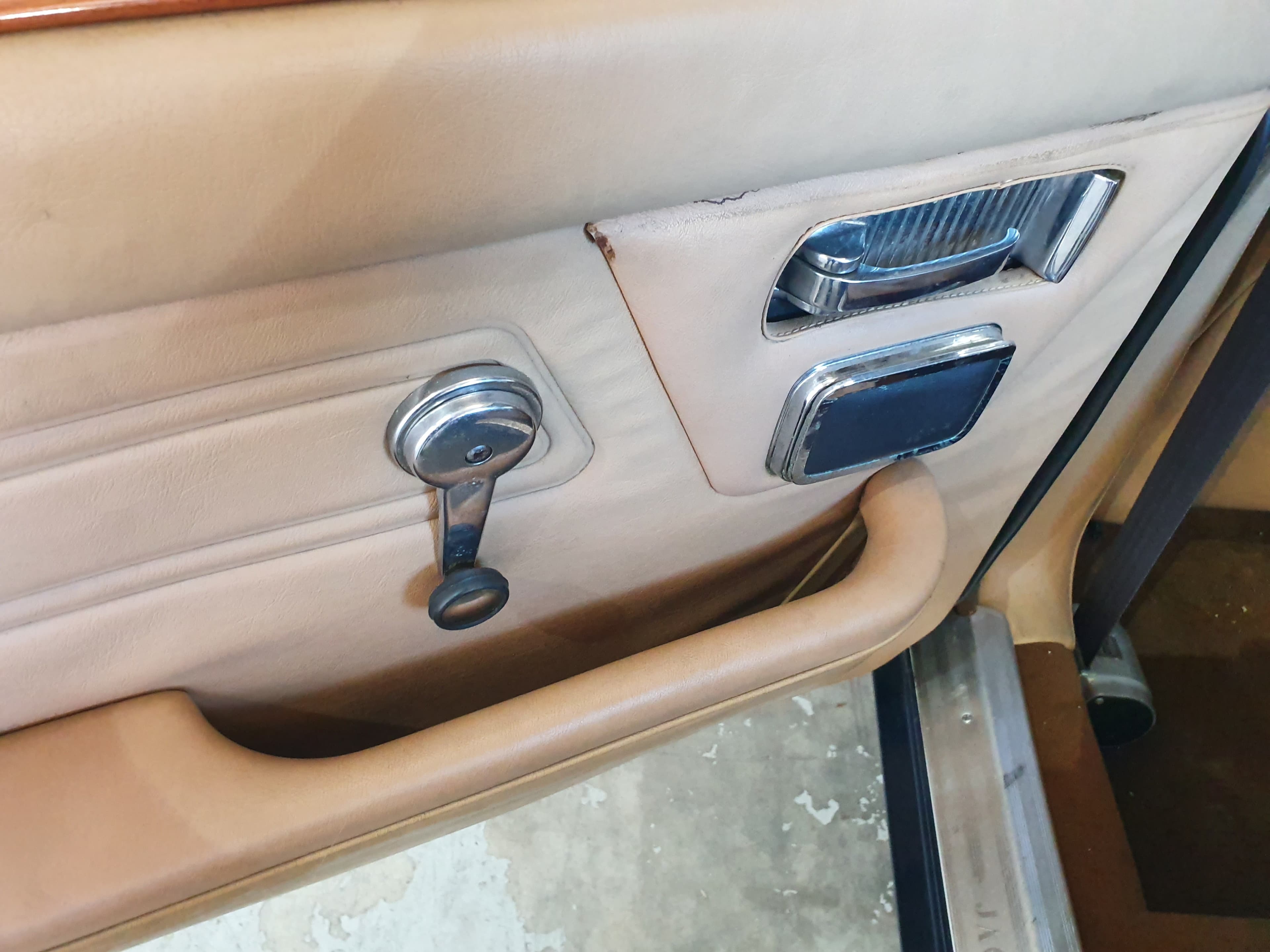 Jaguar XJ6 · Ano 1970 — imagem 28