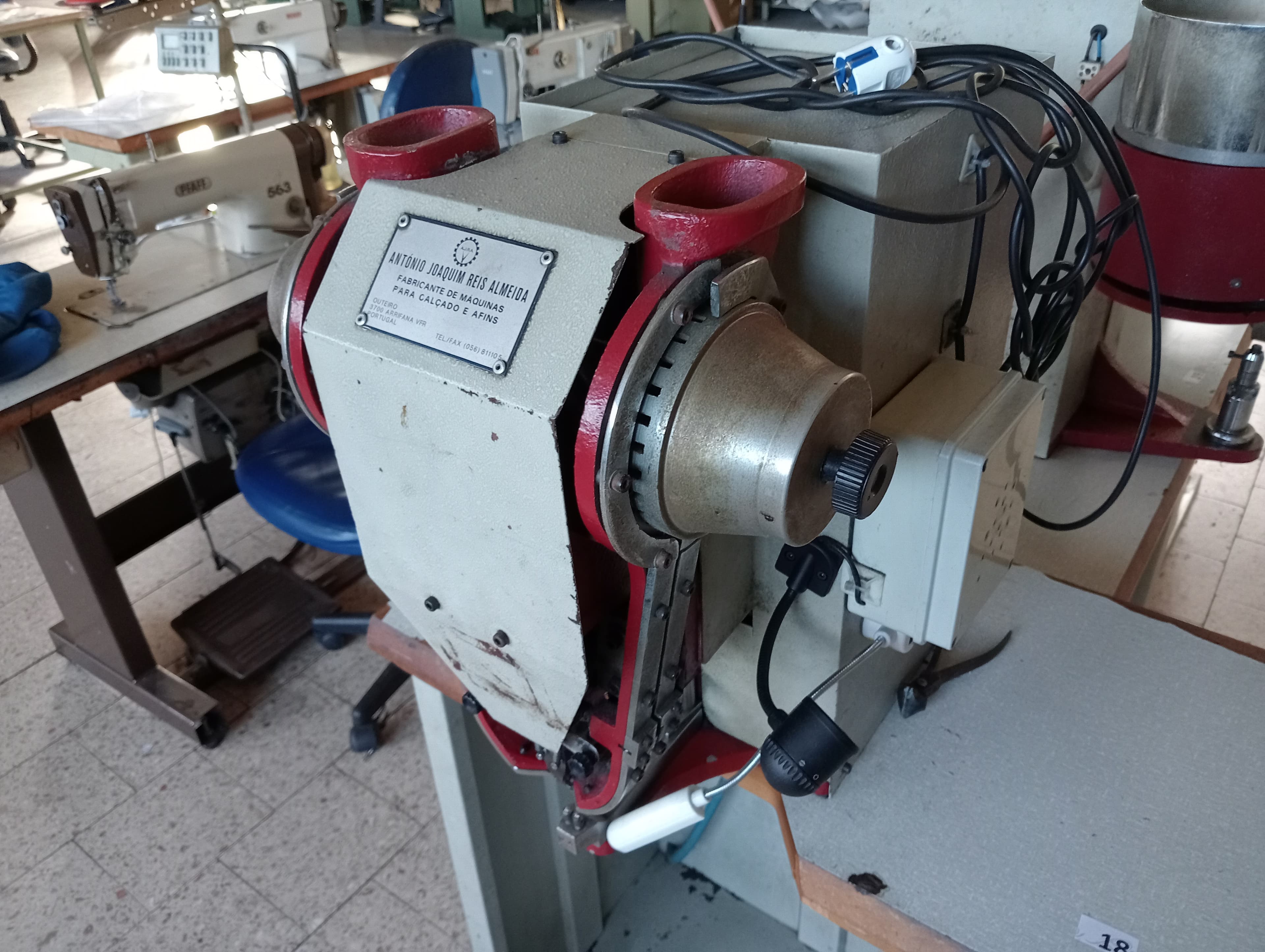 Máquinas de ilhoses — imagem 4