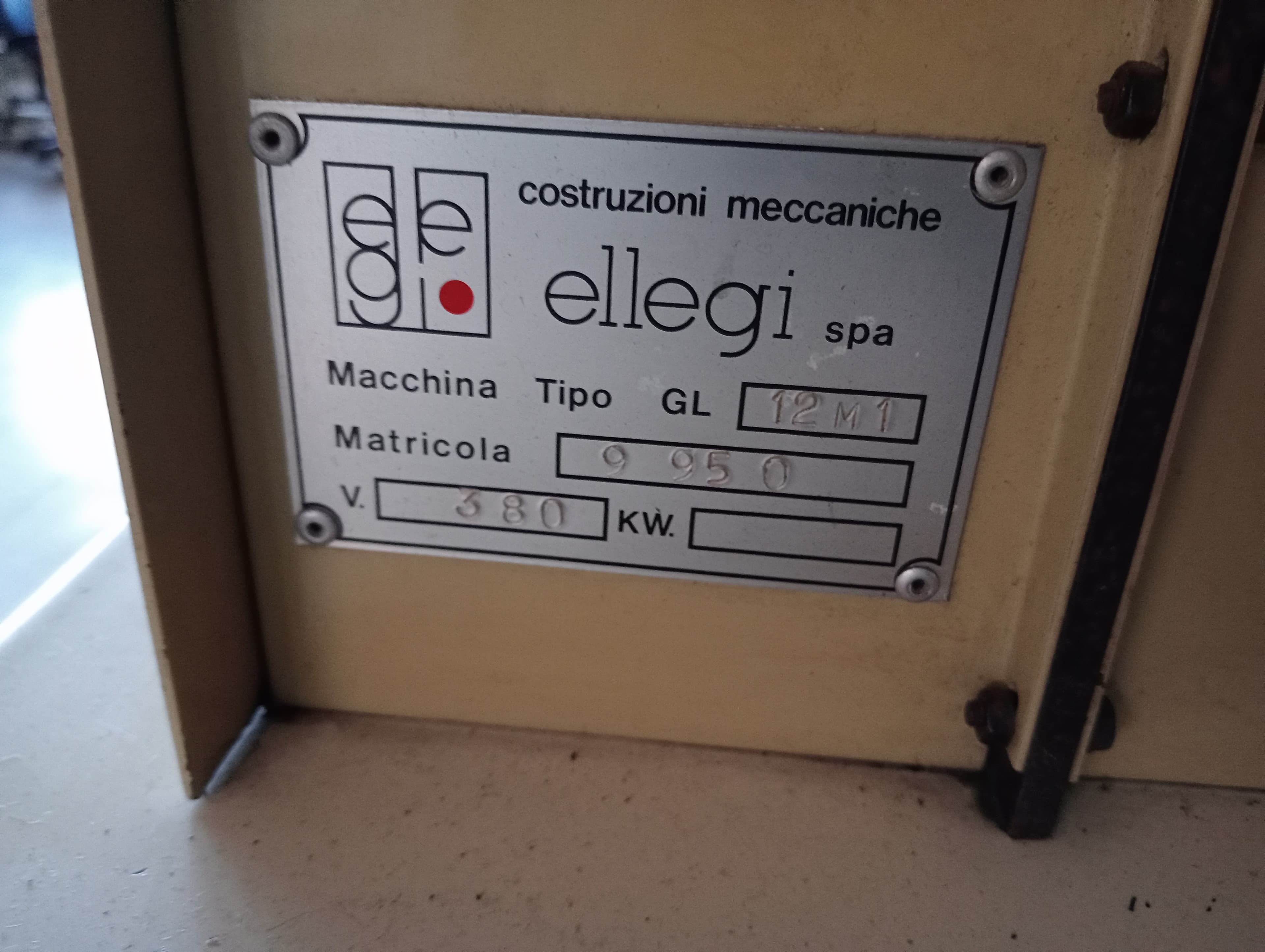 Máquinas de Facear · Máquina de Timbrar · Máquina de equalizar — imagen 4