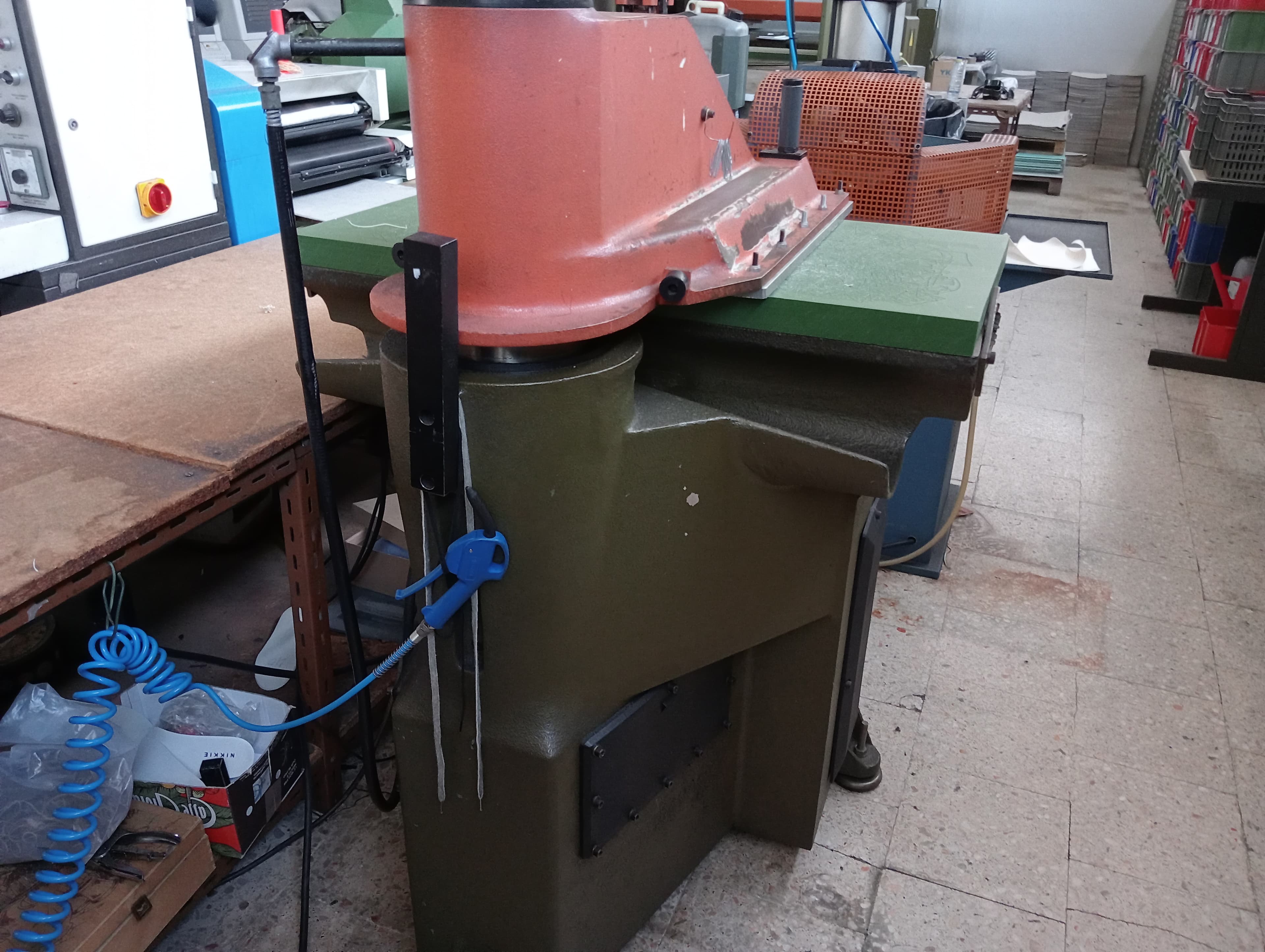 Máquina de Entretelar · Balancé de Braço — imagen 7