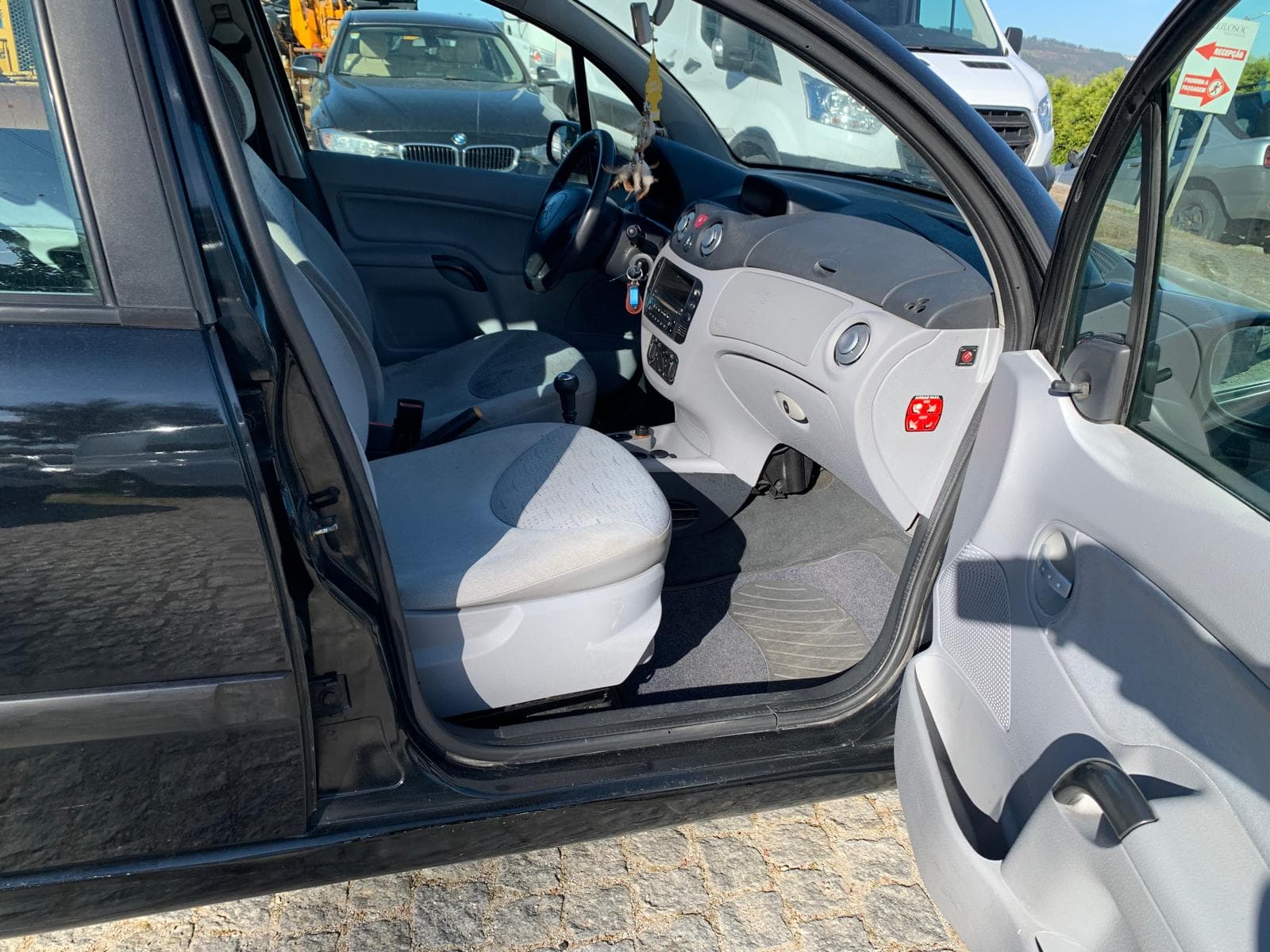 Citroën C3 · Ano 2003 — imagem 31
