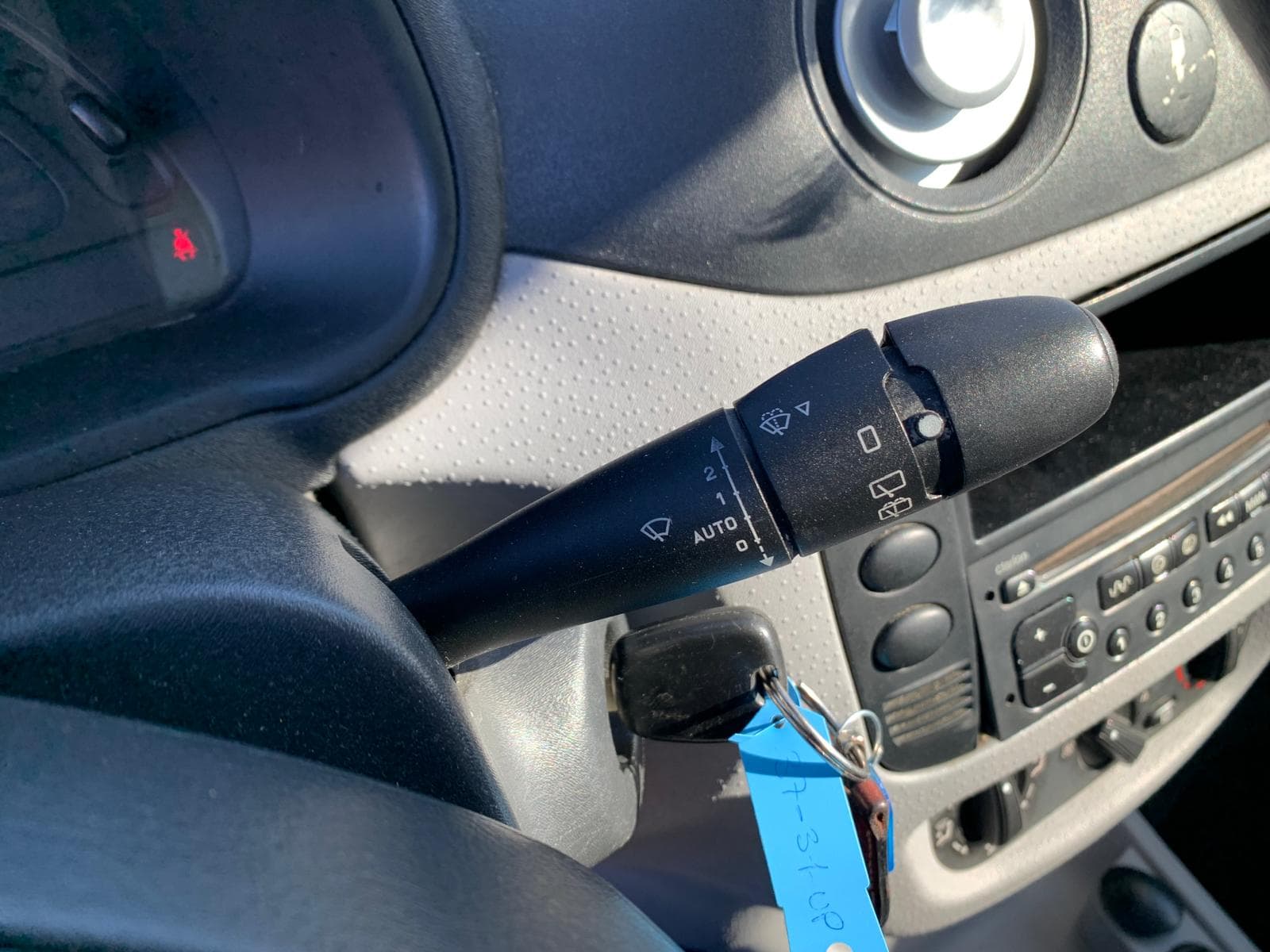 Citroën C3 · Ano 2003 — imagem 32