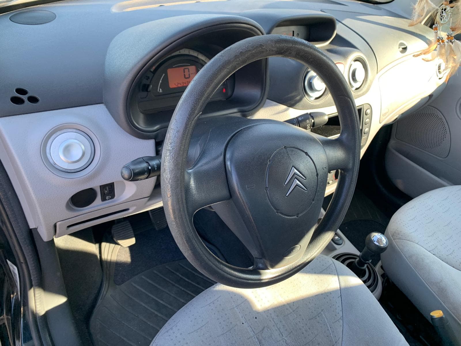 Citroën C3 · Ano 2003 — imagem 37