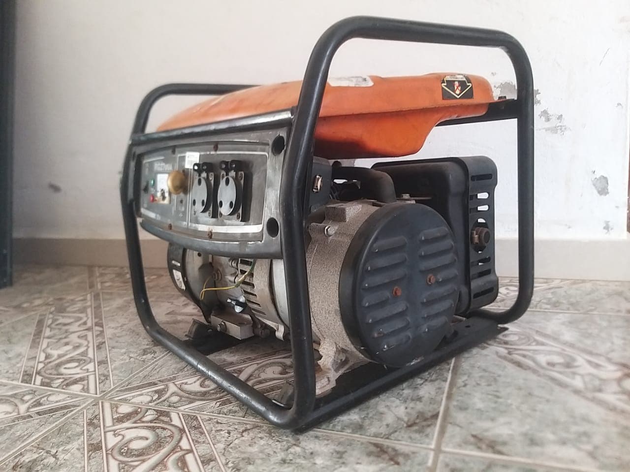 Gerador Ryobi — image 3