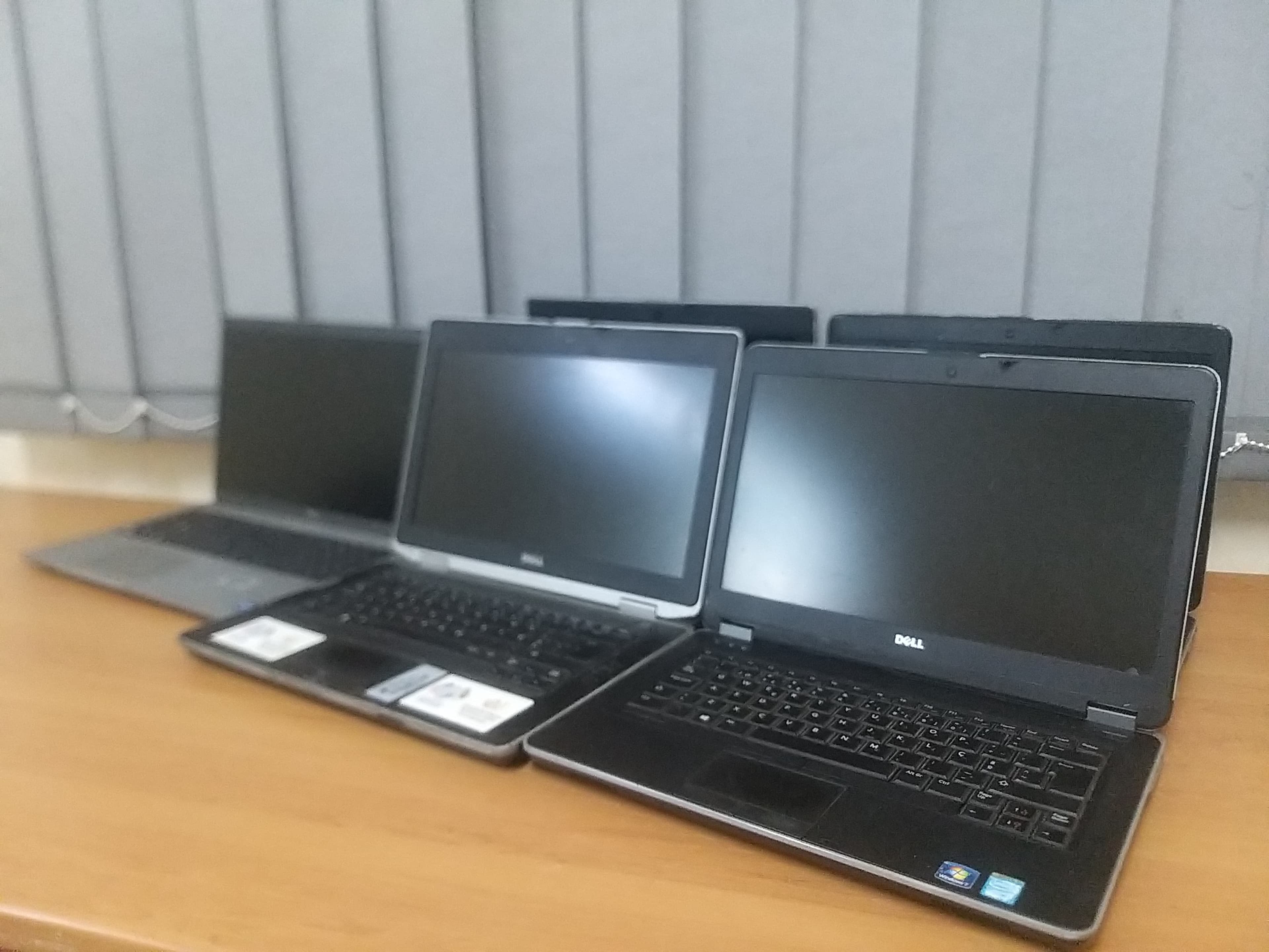 Laptops — imagem 2