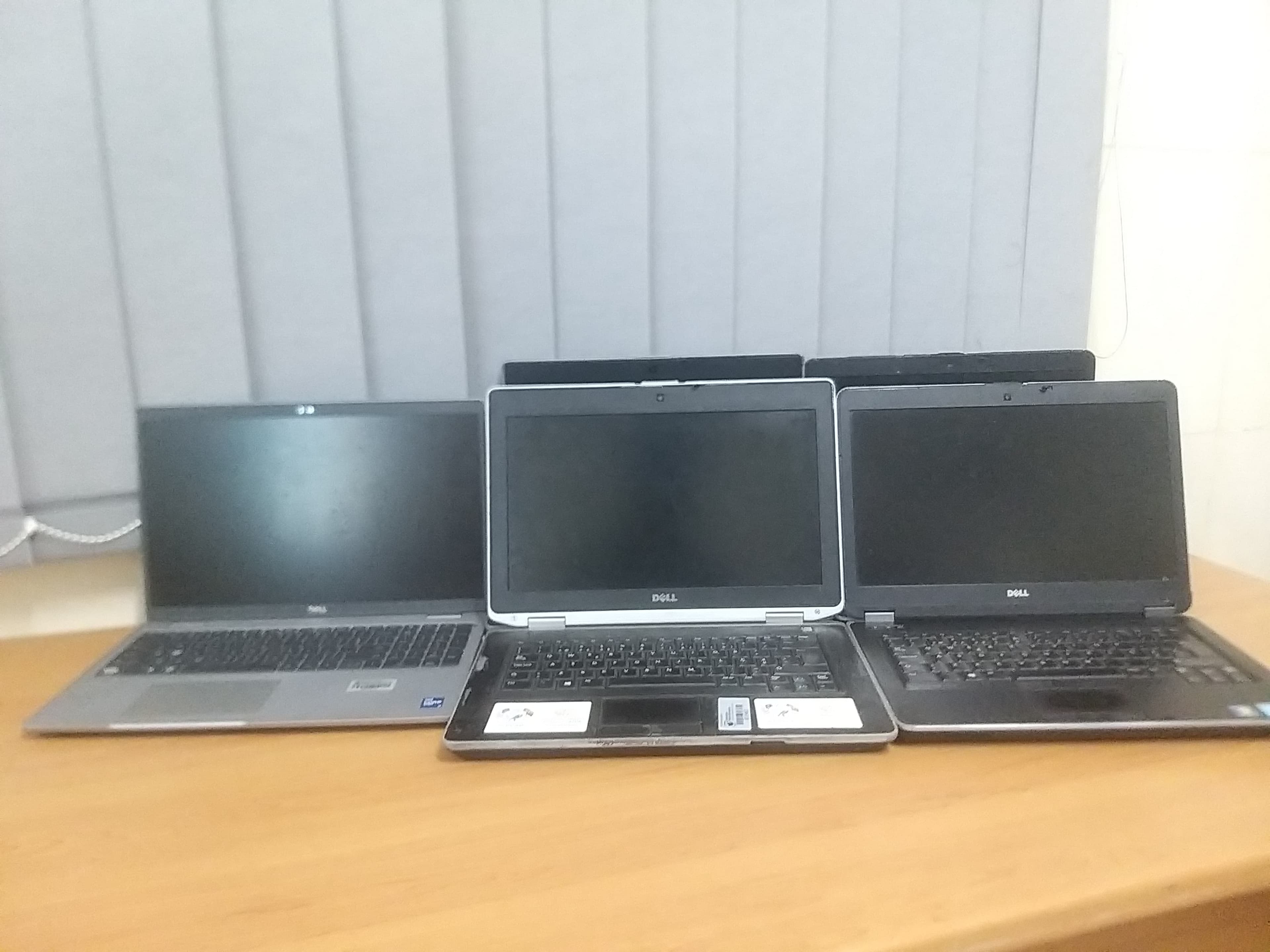 Laptops — imagem 3