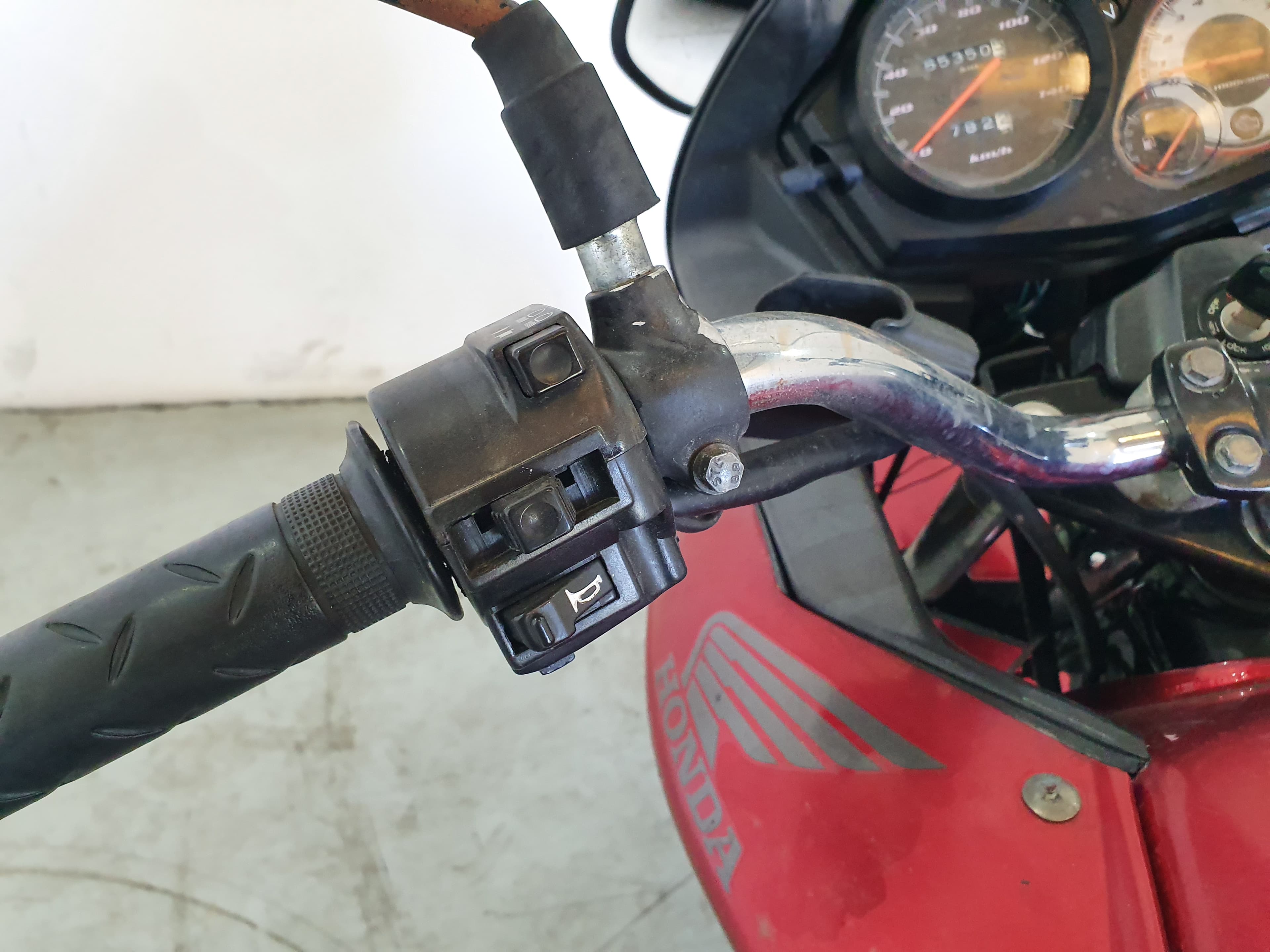 Honda CBF 125 · Ano 2014 — imagem 15