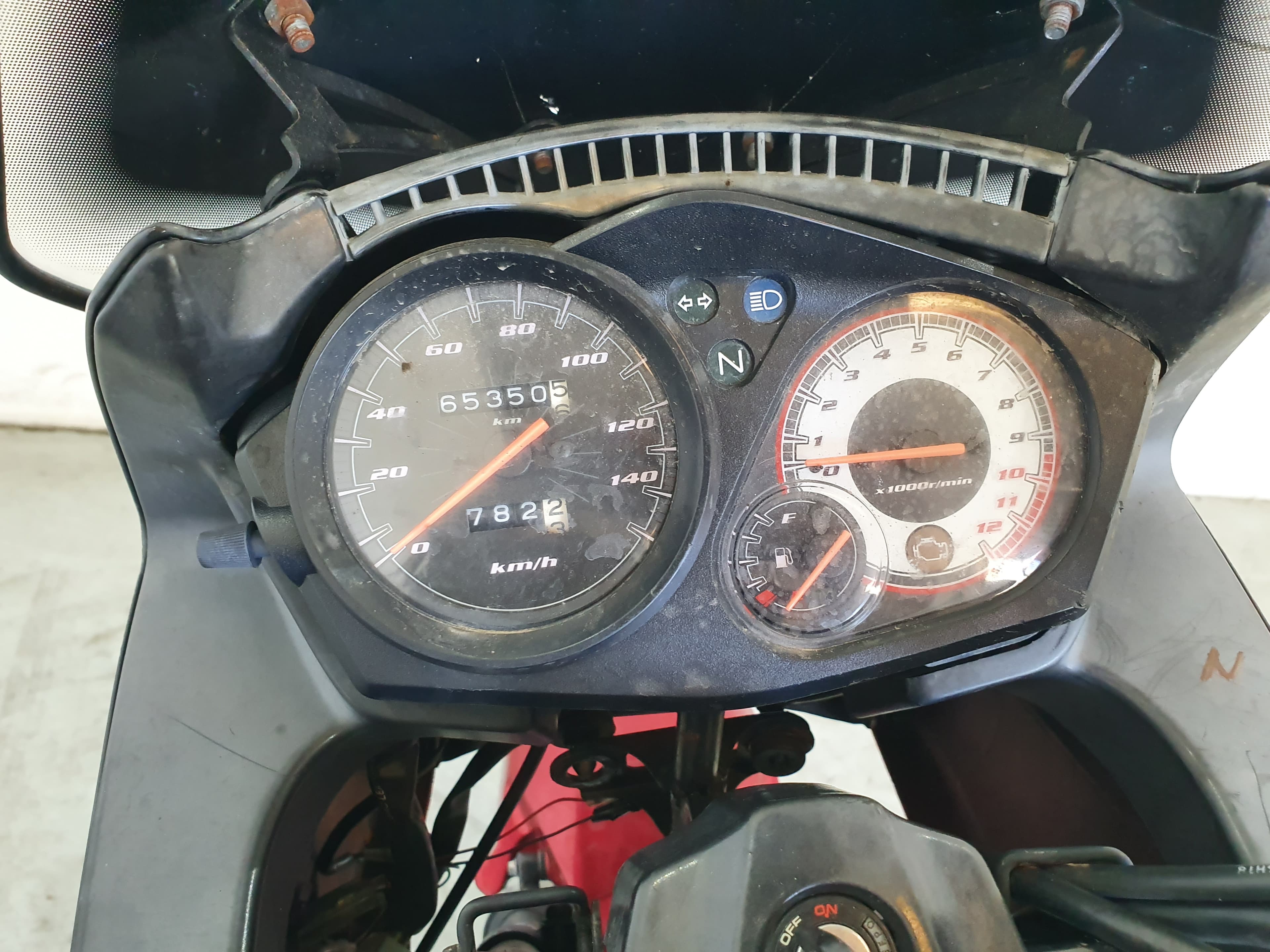 Honda CBF 125 · Ano 2014 — imagem 12