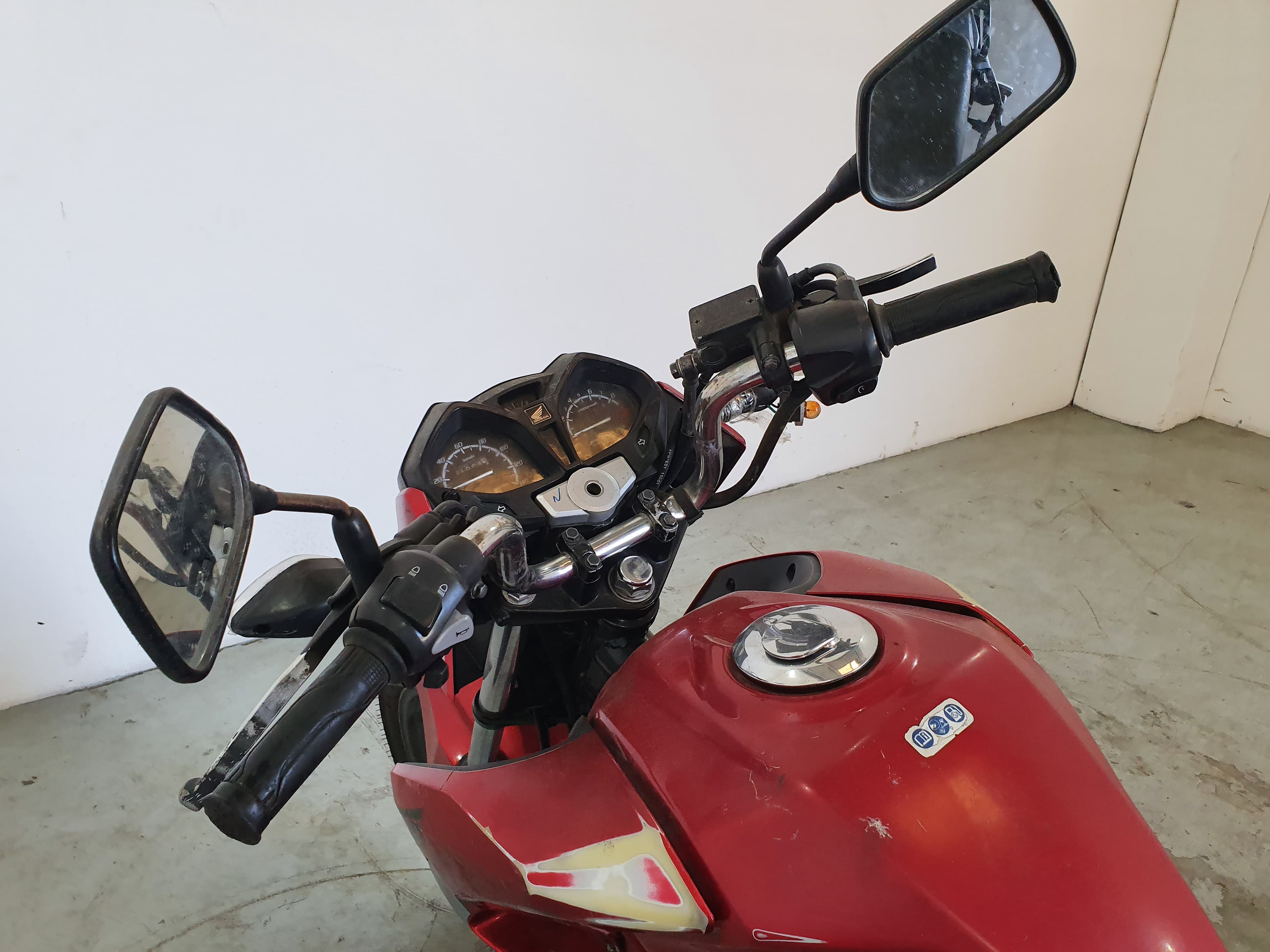 Honda CBF 125 · Ano 2015 — imagem 11