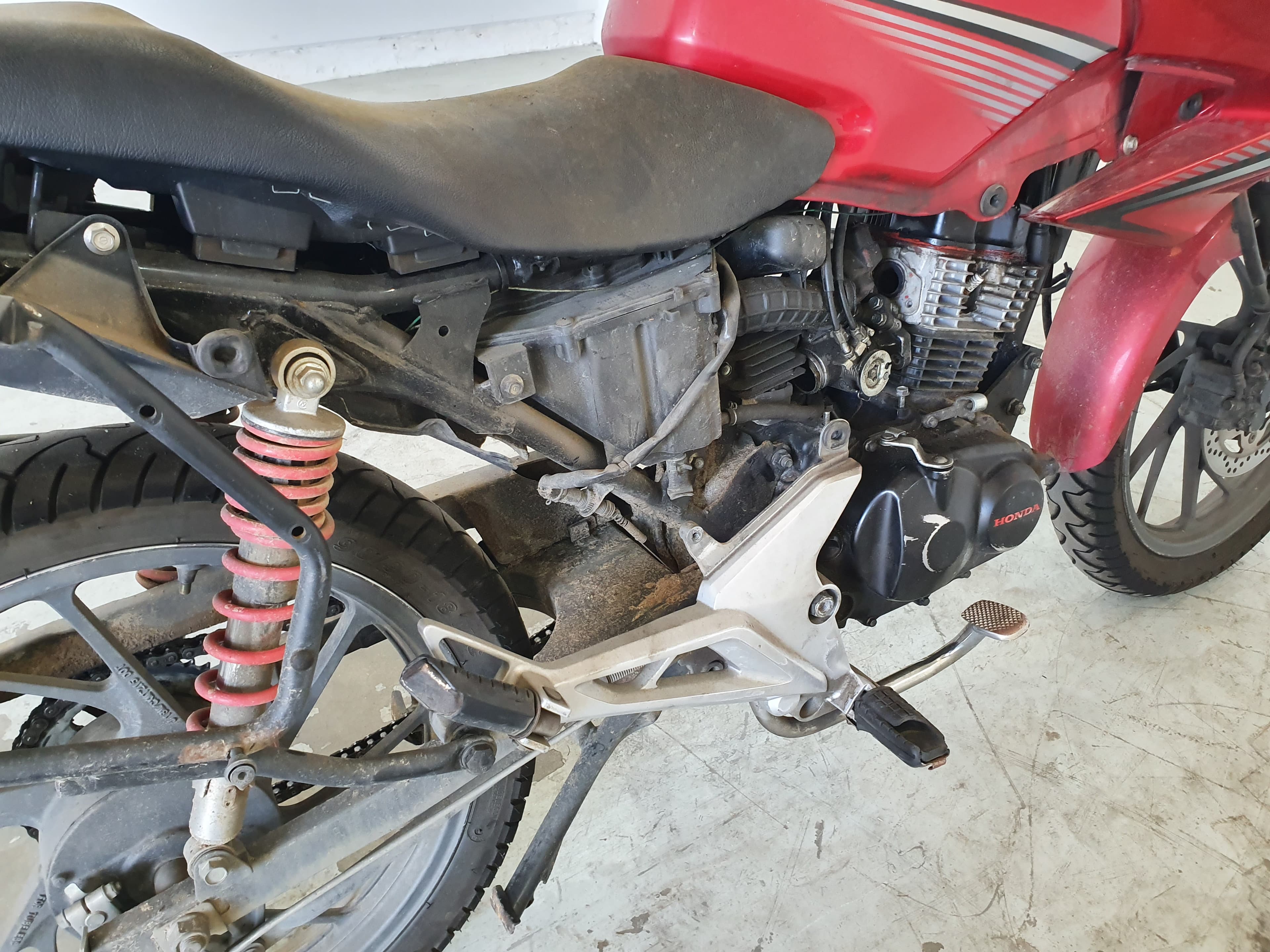 Honda CBF 125 · Ano 2015 — imagem 8