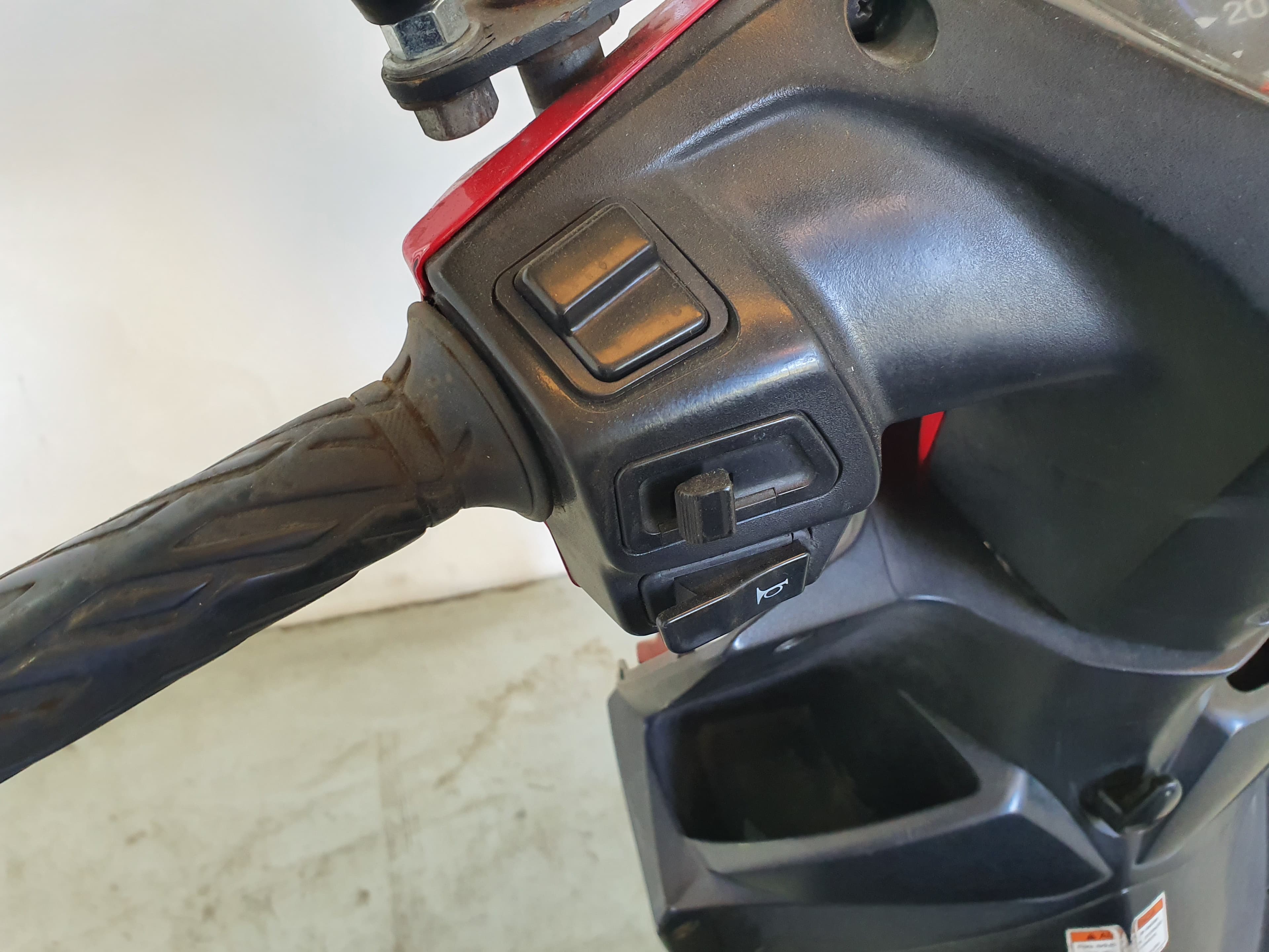 Suzuki UK 110 Address · Ano 2015 — imagem 12