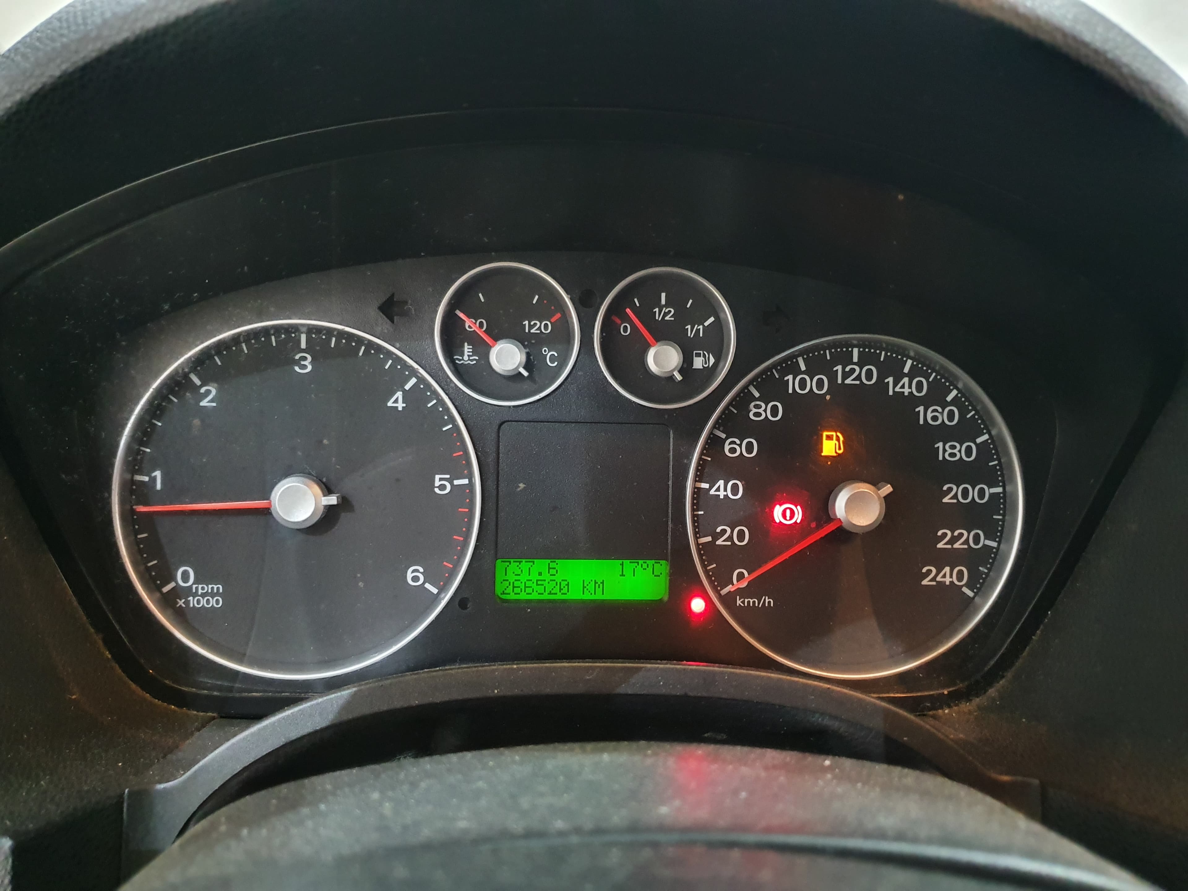 Ford Focus C-Max · Ano 2004 — image 44