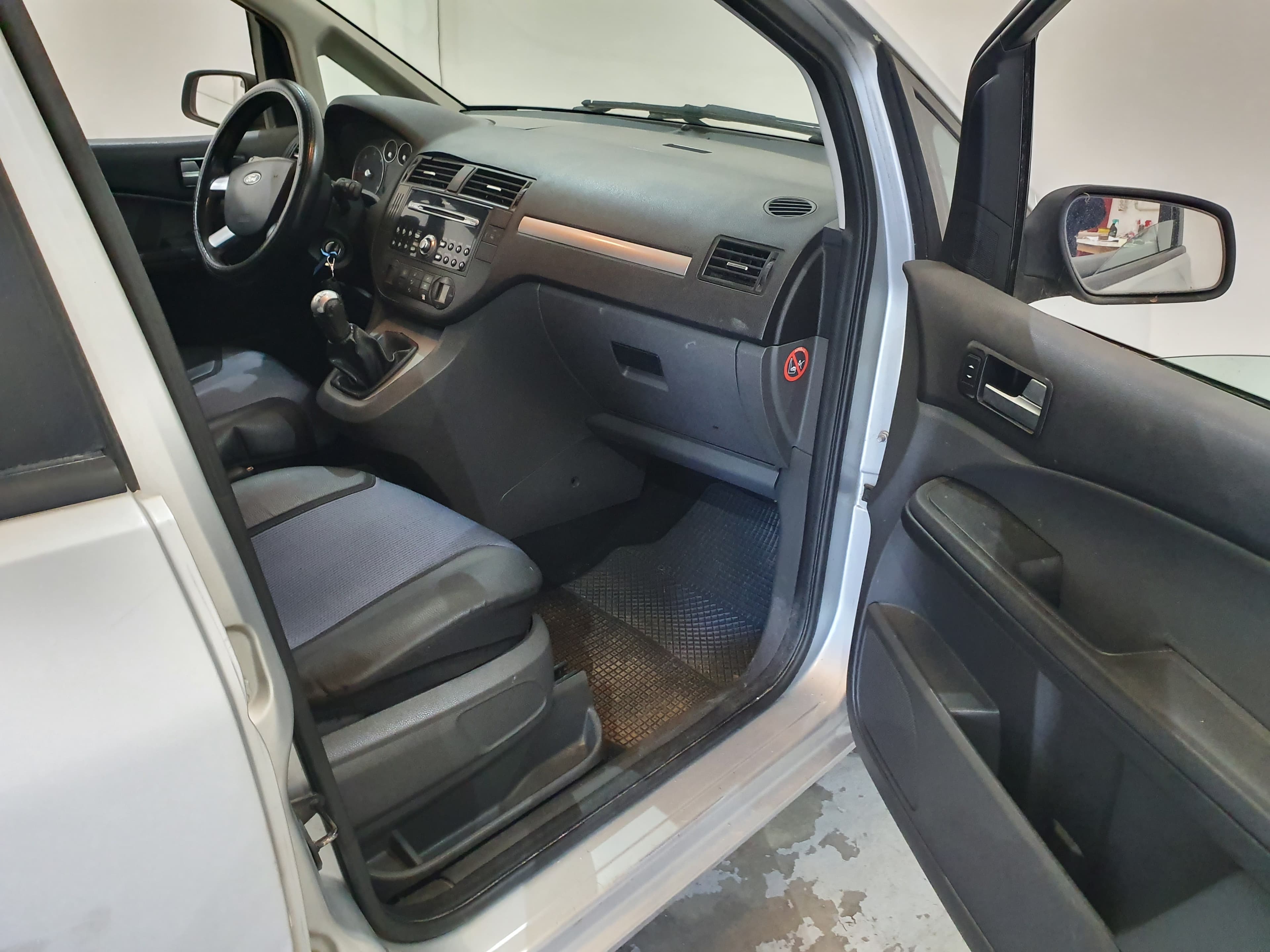 Ford Focus C-Max · Ano 2004 — image 31