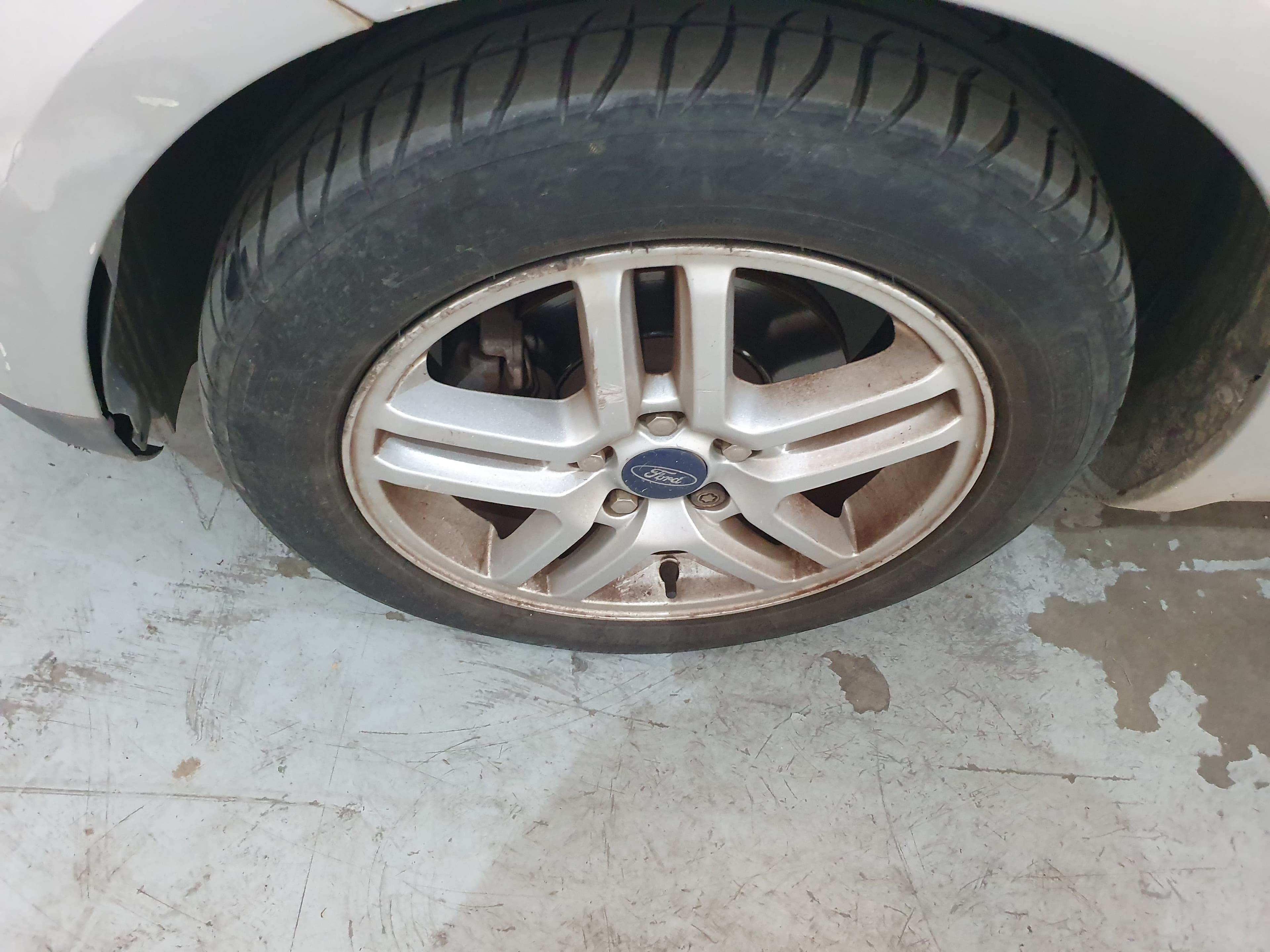 Ford Focus C-Max · Ano 2004 — image 23