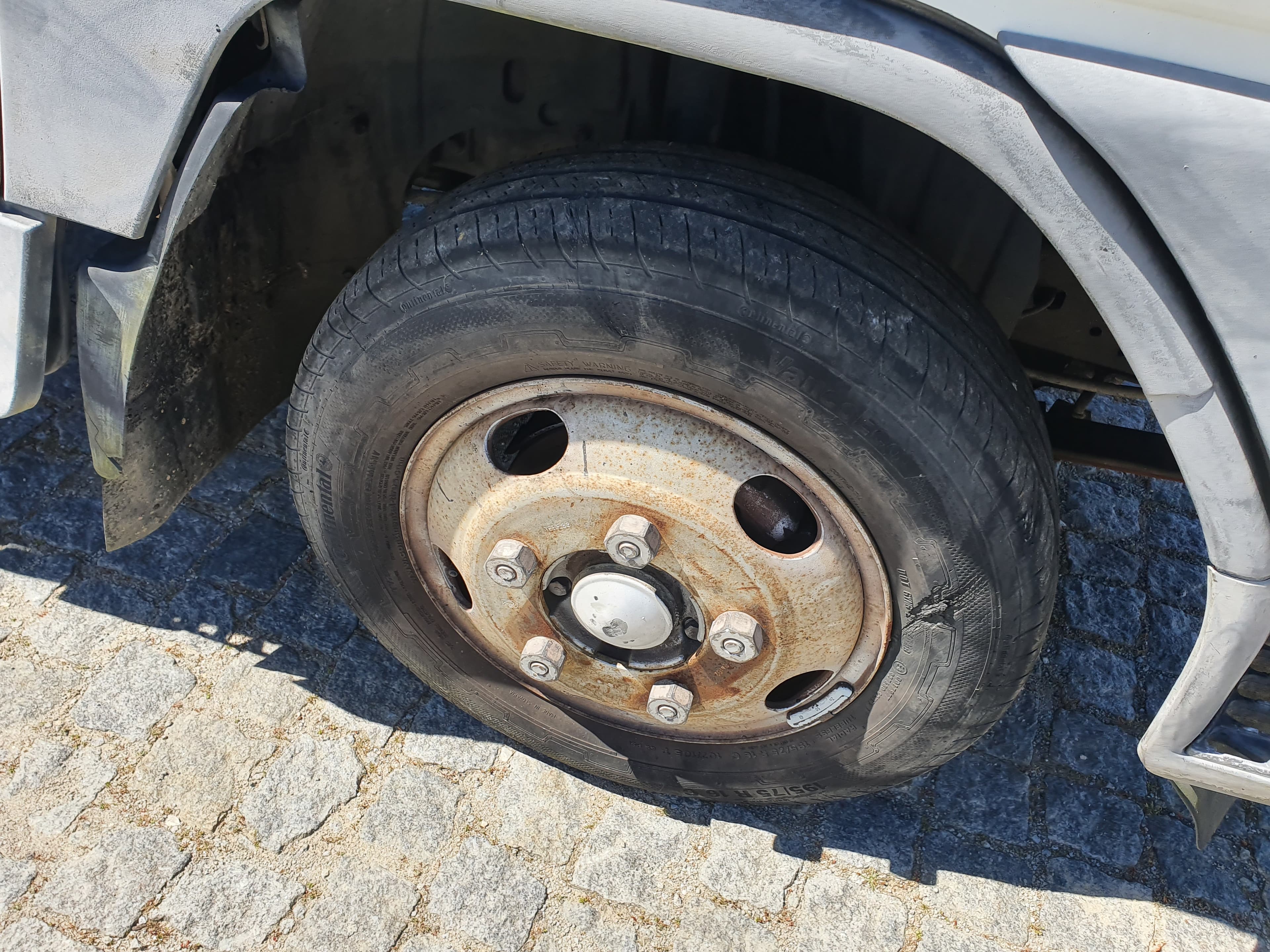 Mitsubishi Canter · Ano 2004 — imagen 10
