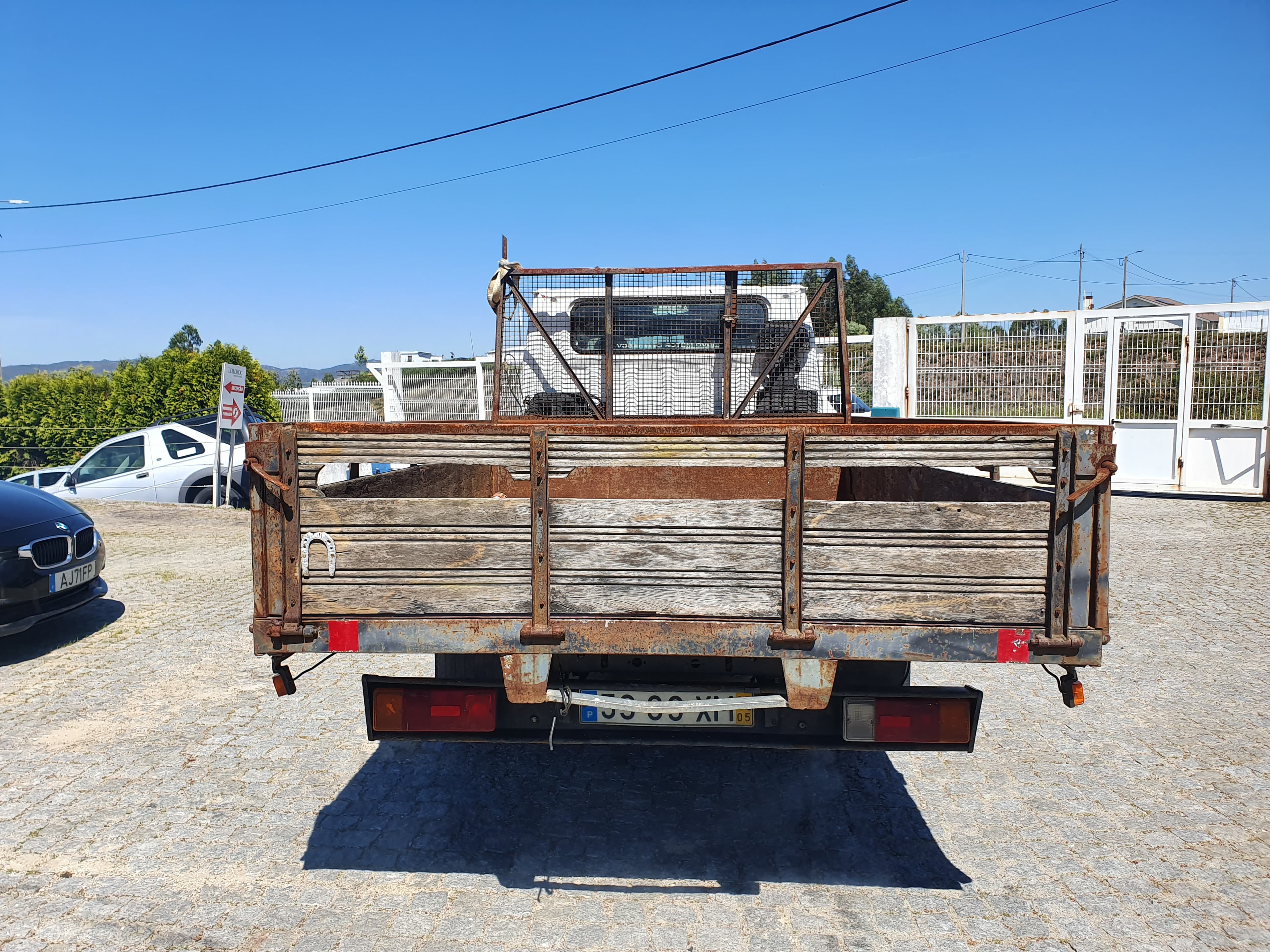 Mitsubishi Canter · Ano 2004 — imagen 5