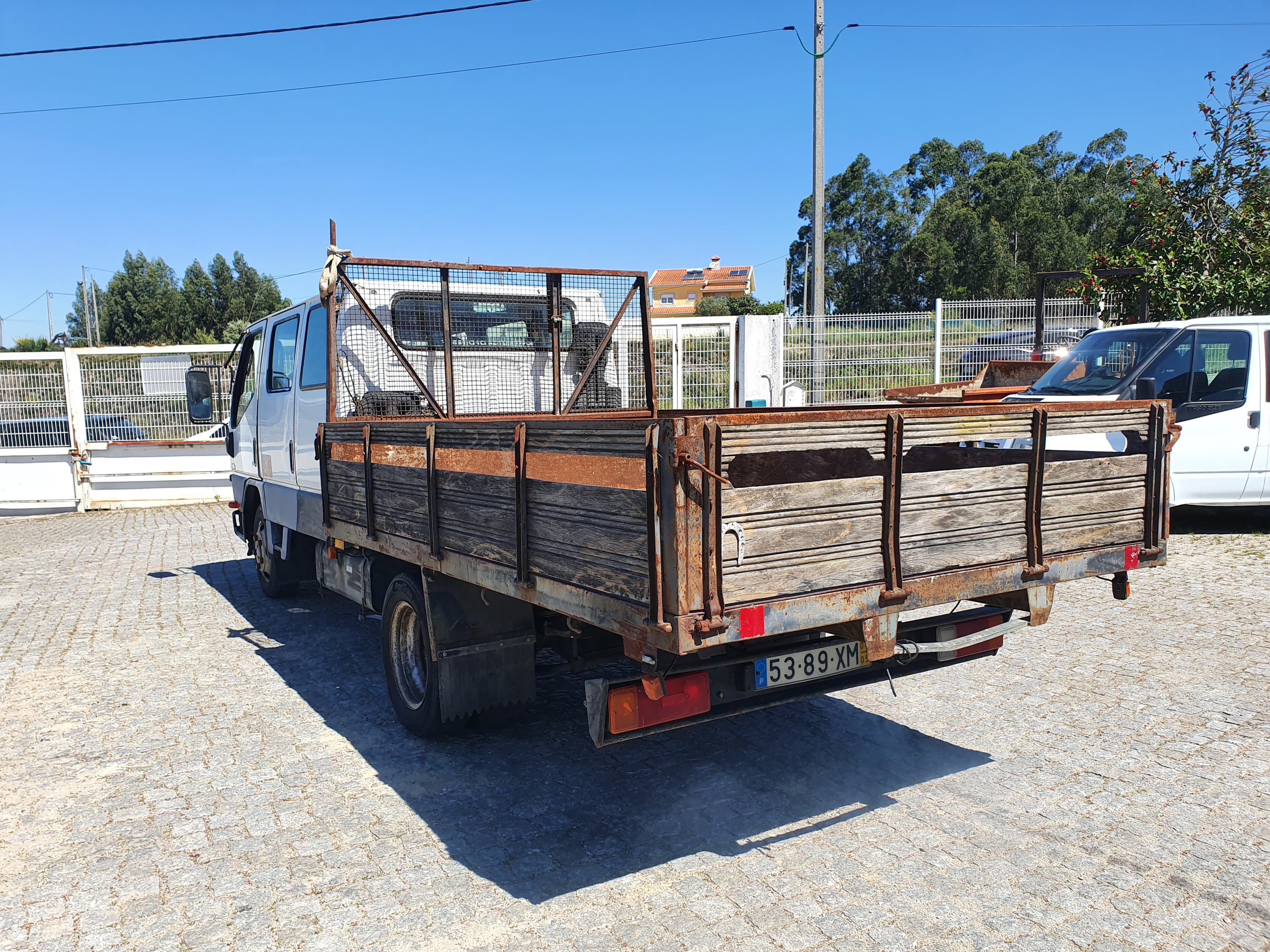 Mitsubishi Canter · Ano 2004 — imagen 6