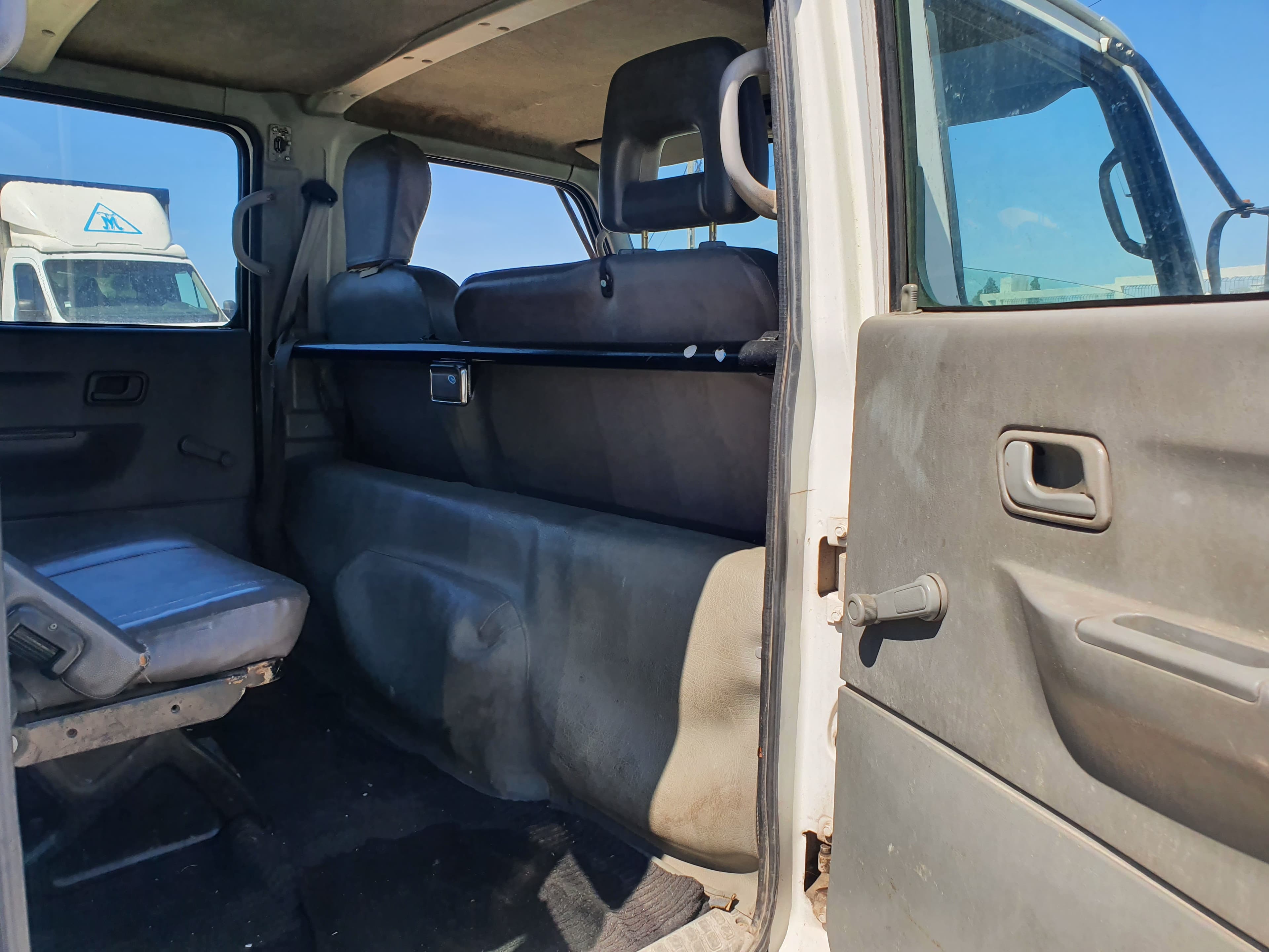 Mitsubishi Canter · Ano 2004 — imagen 17