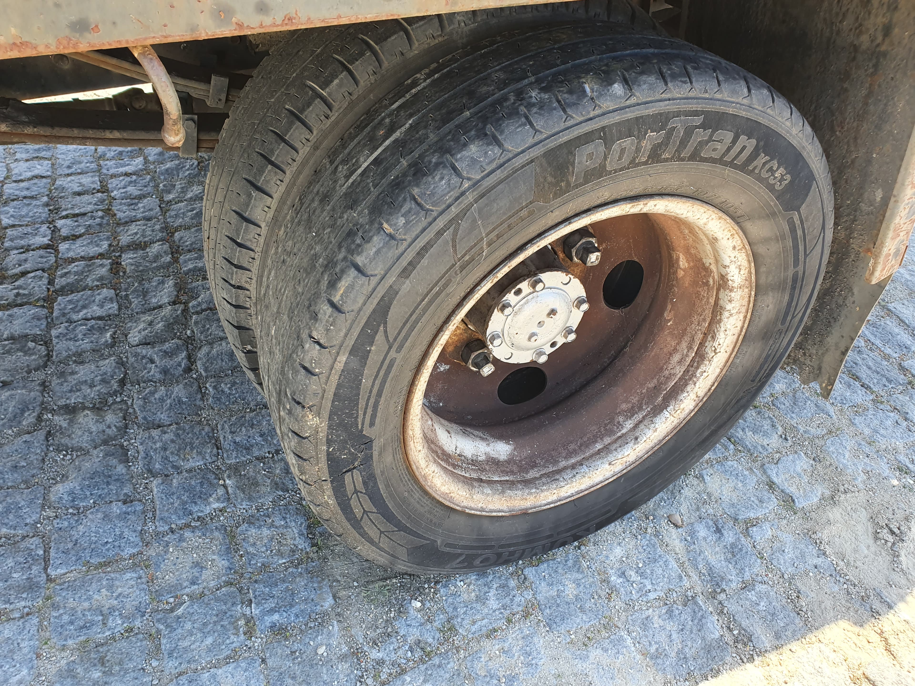 Mitsubishi Canter · Ano 2004 — imagen 12