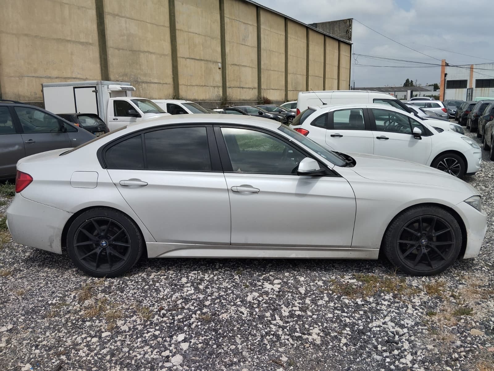 BMW 320ed · Ano 2014 — imagem 4