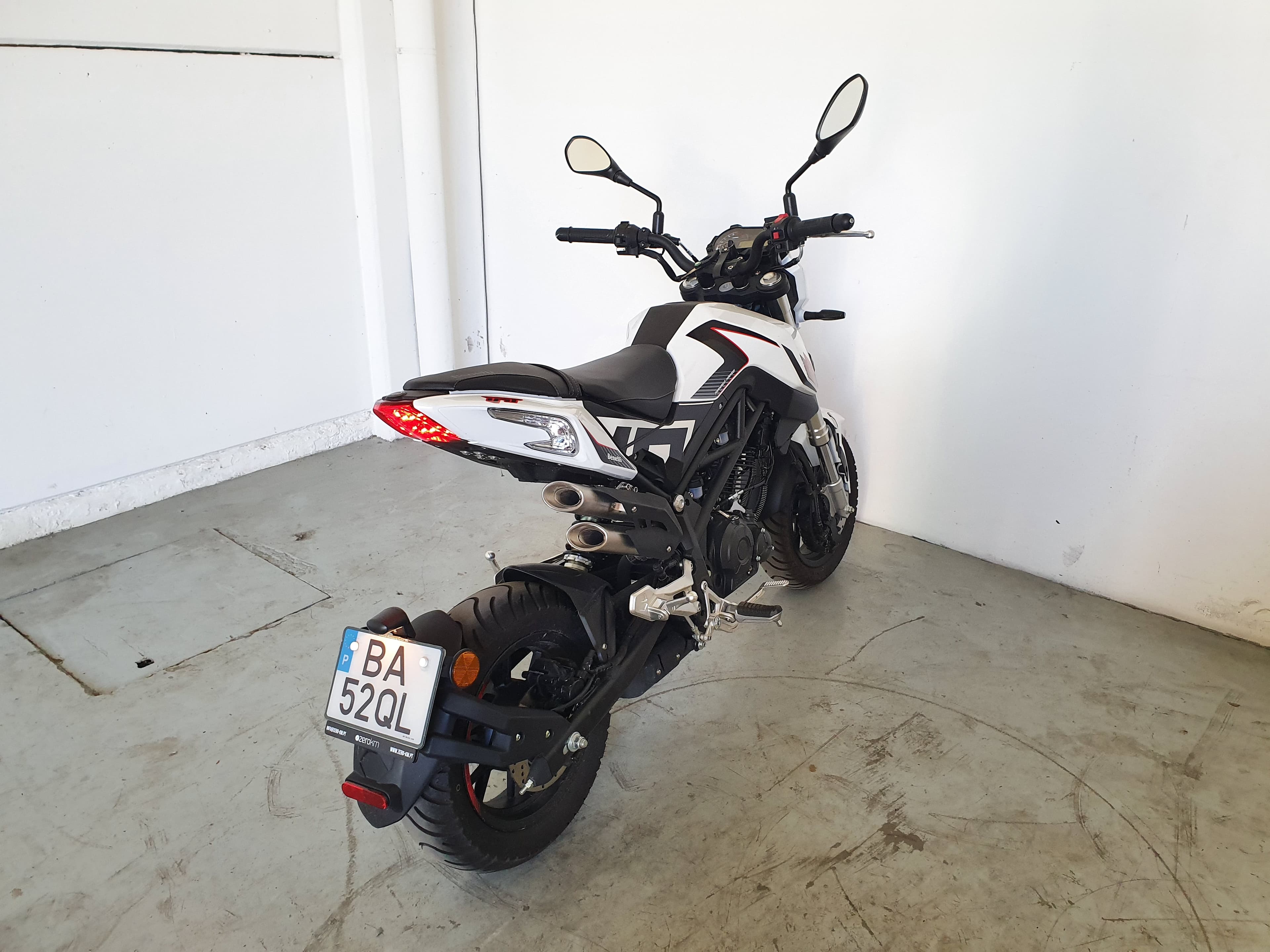 Benelli TNT 125 · Ano 2023 — imagen 4