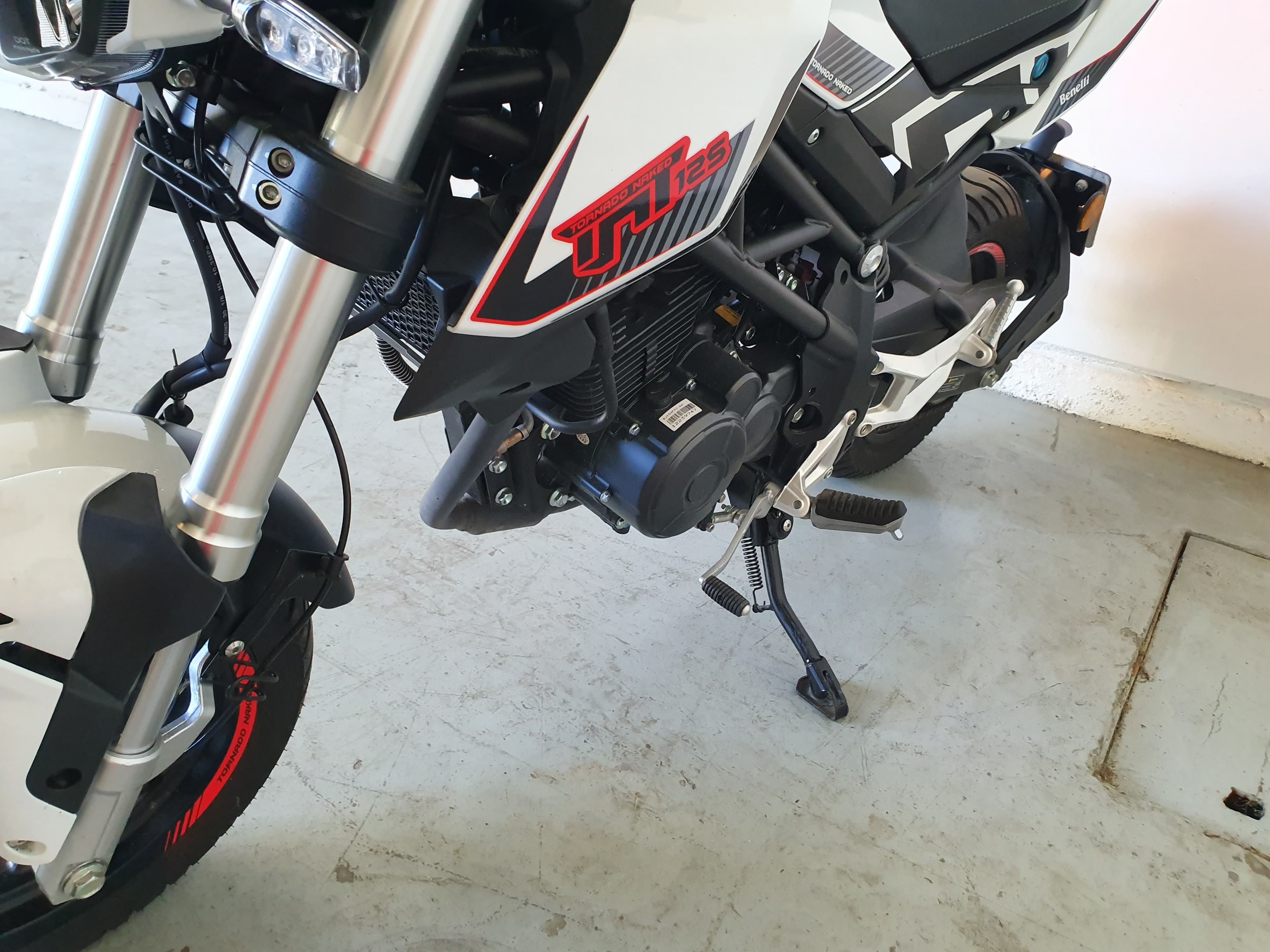 Benelli TNT 125 · Ano 2023 — imagen 18