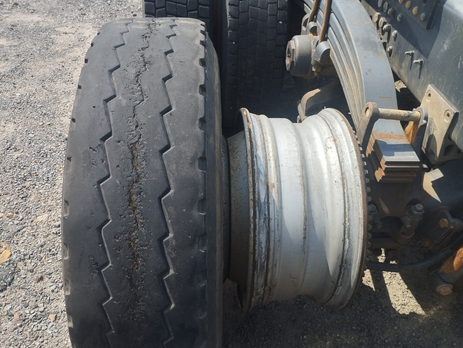 Scania G460 — imagem 11