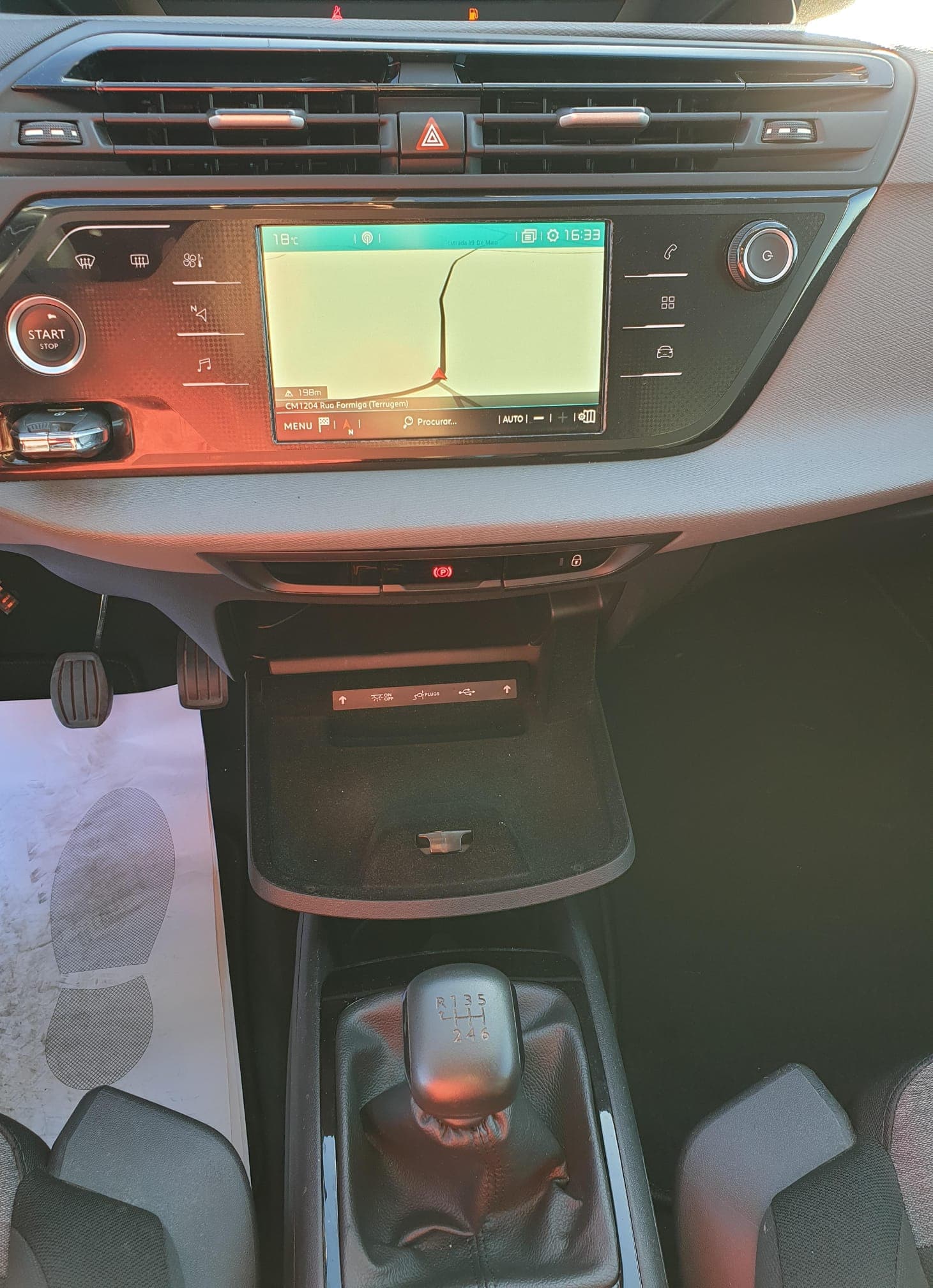 Citroën C4 Grand Spacetourer · Ano 2018 — imagen 15