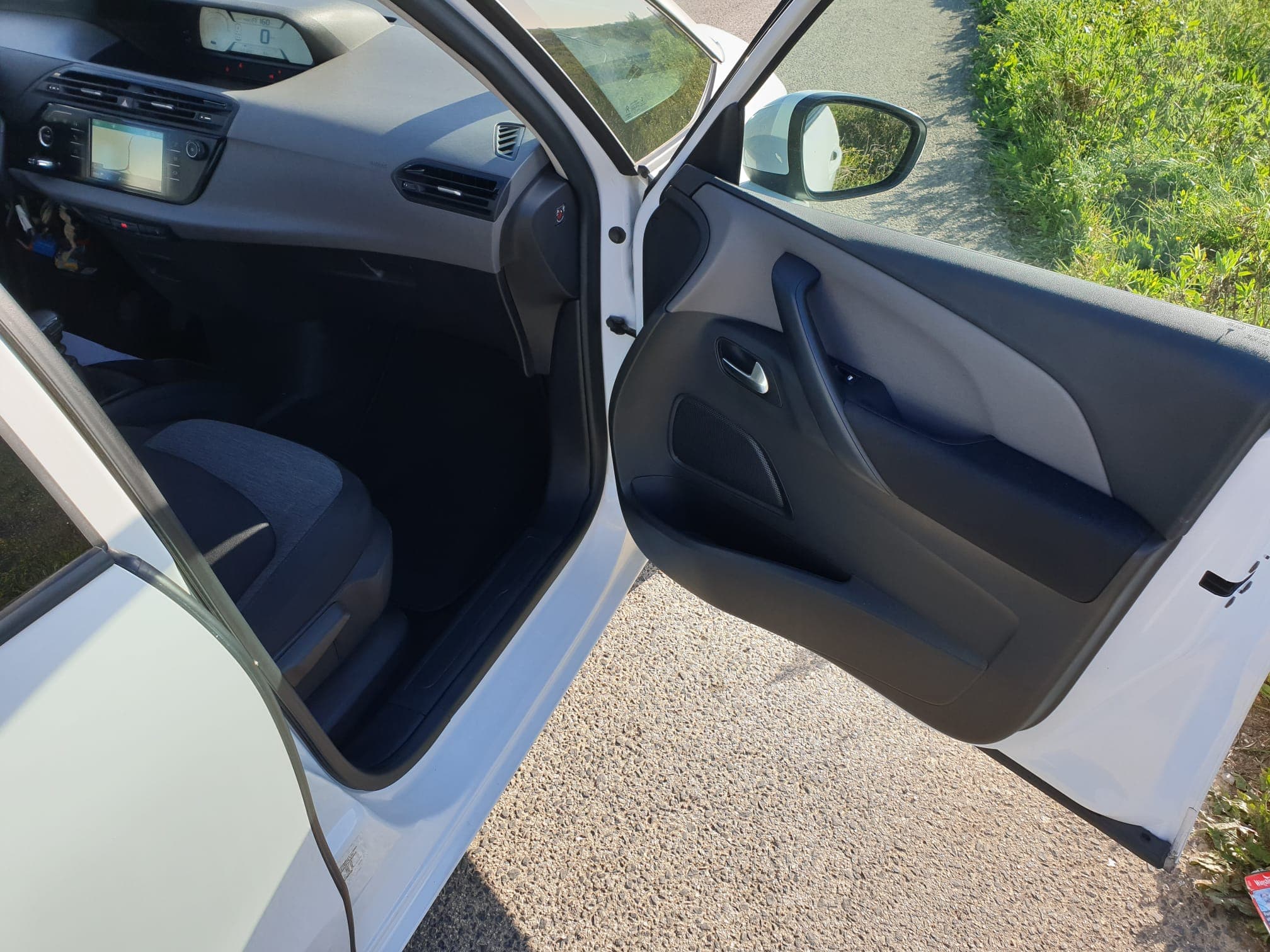 Citroën C4 Grand Spacetourer · Ano 2018 — imagen 11