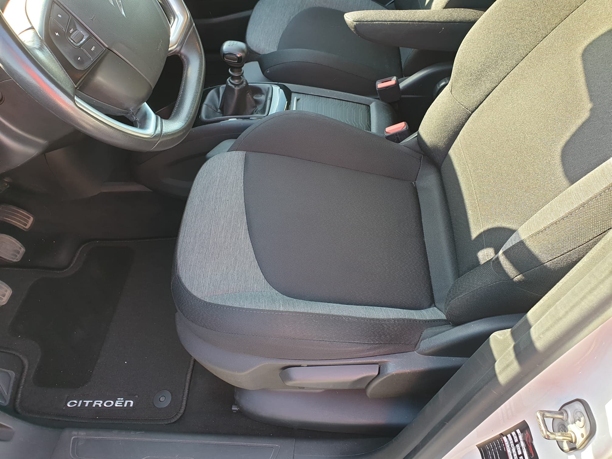 Citroën C4 Grand Spacetourer · Ano 2018 — imagen 12