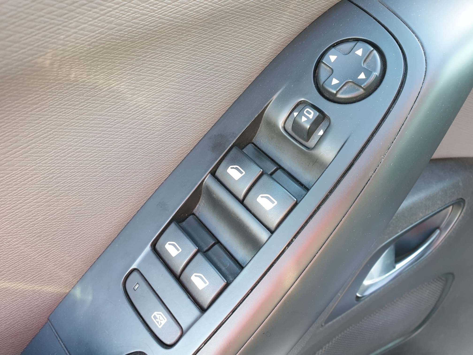 Citroën C4 Grand Spacetourer · Ano 2018 — imagen 13