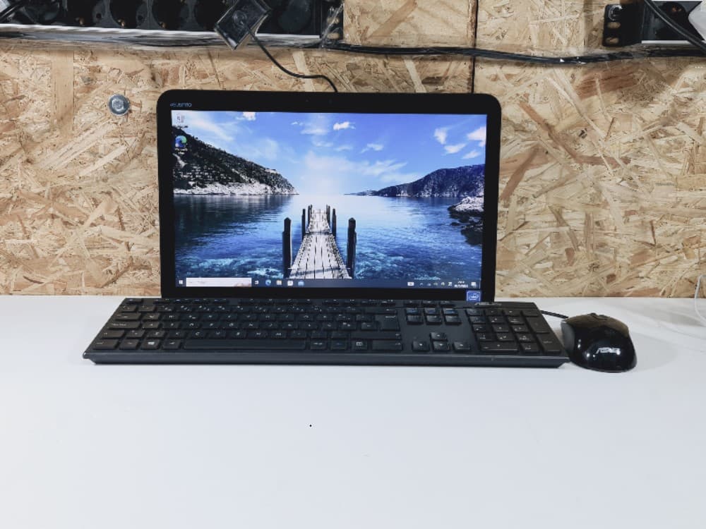 Computador Asus Pro — imagen 1