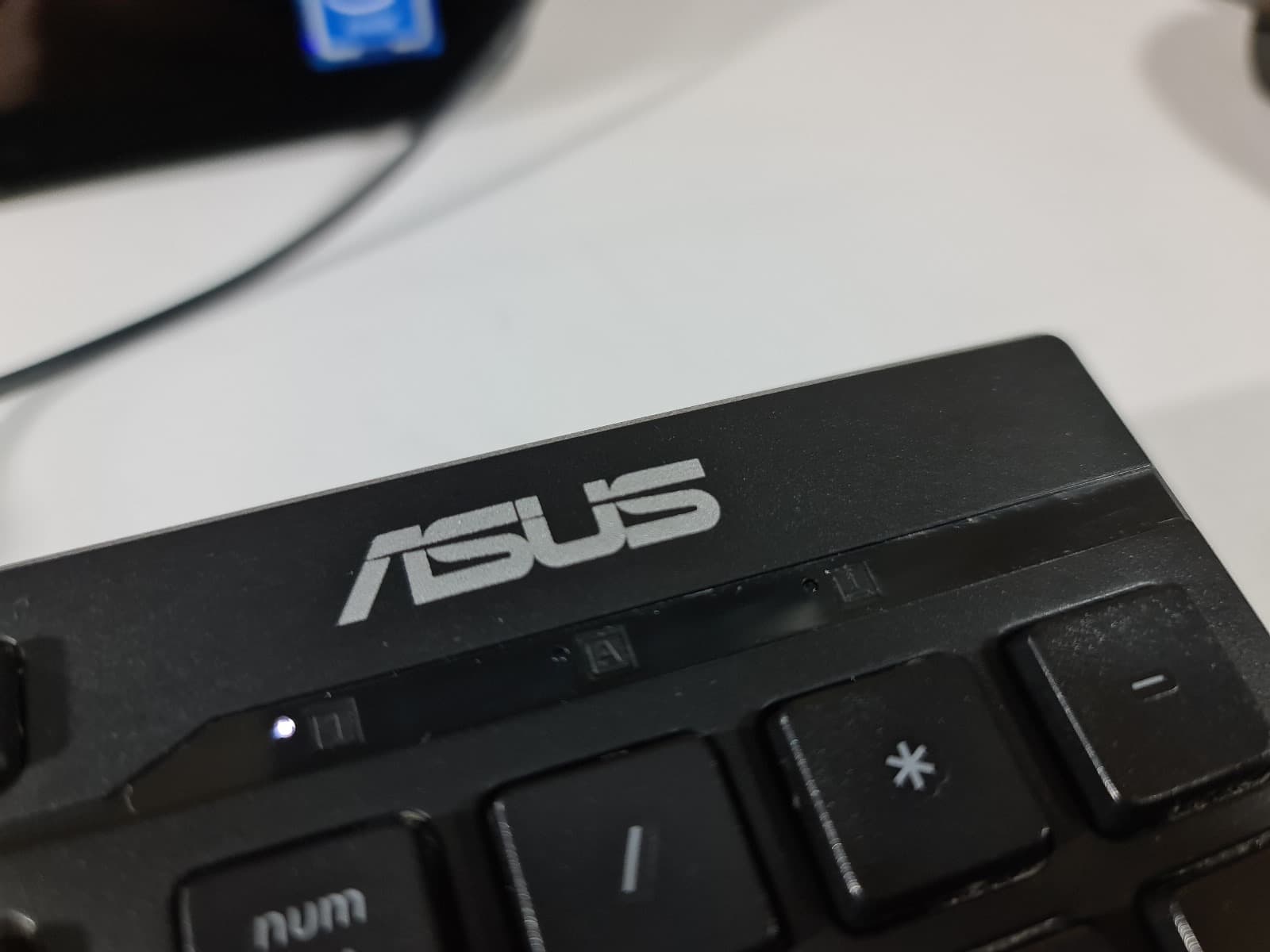 Computador Asus Pro — imagen 18