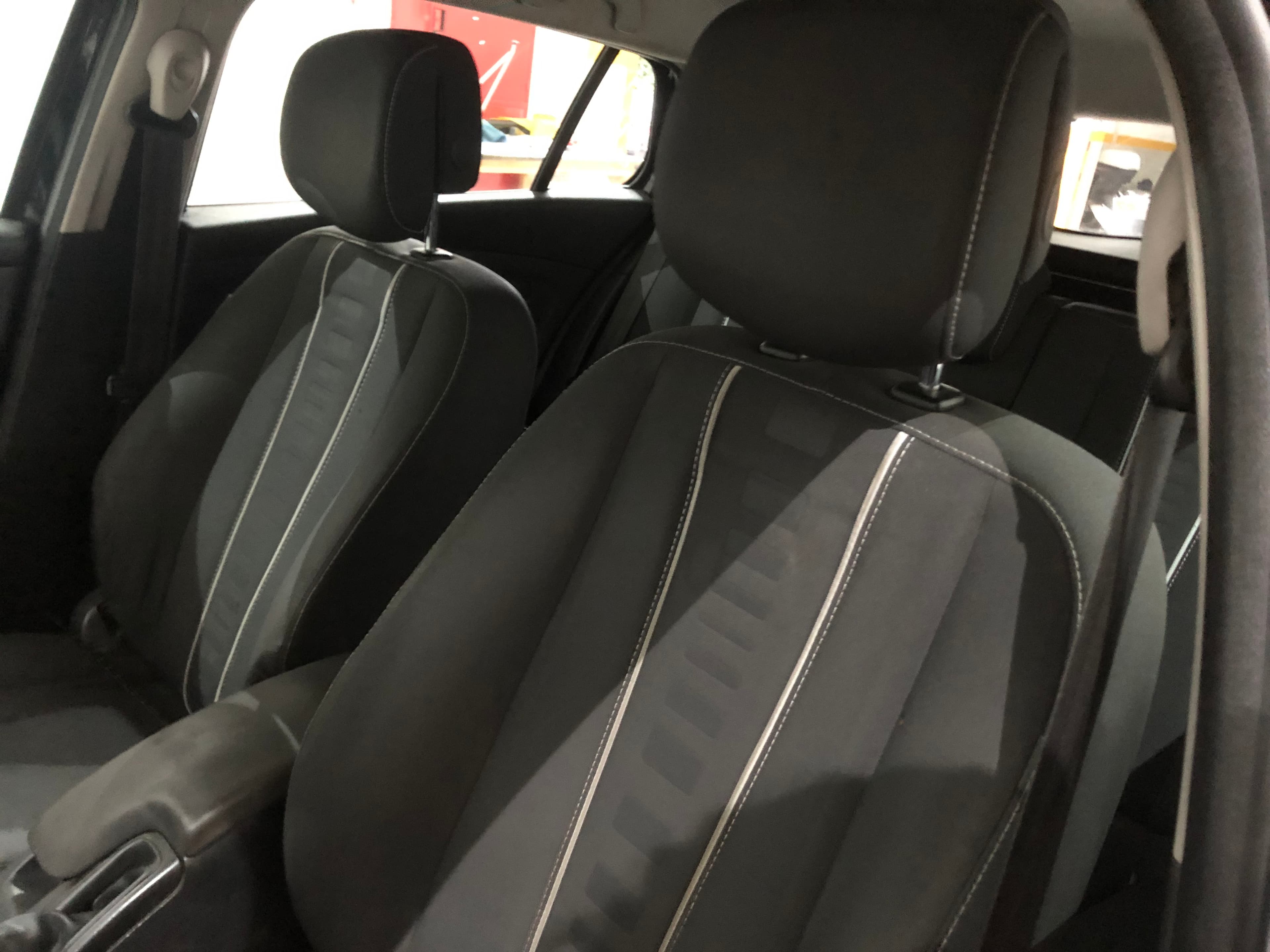 Renault Mégane 1.5DCI · Ano 2012 — imagem 16
